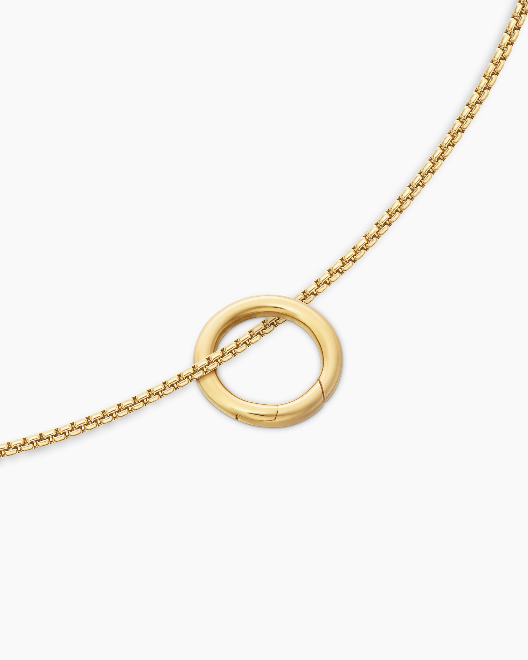 Smooth Amulet Holder in 18K Yellow Gold, 12.3mm - Image 3