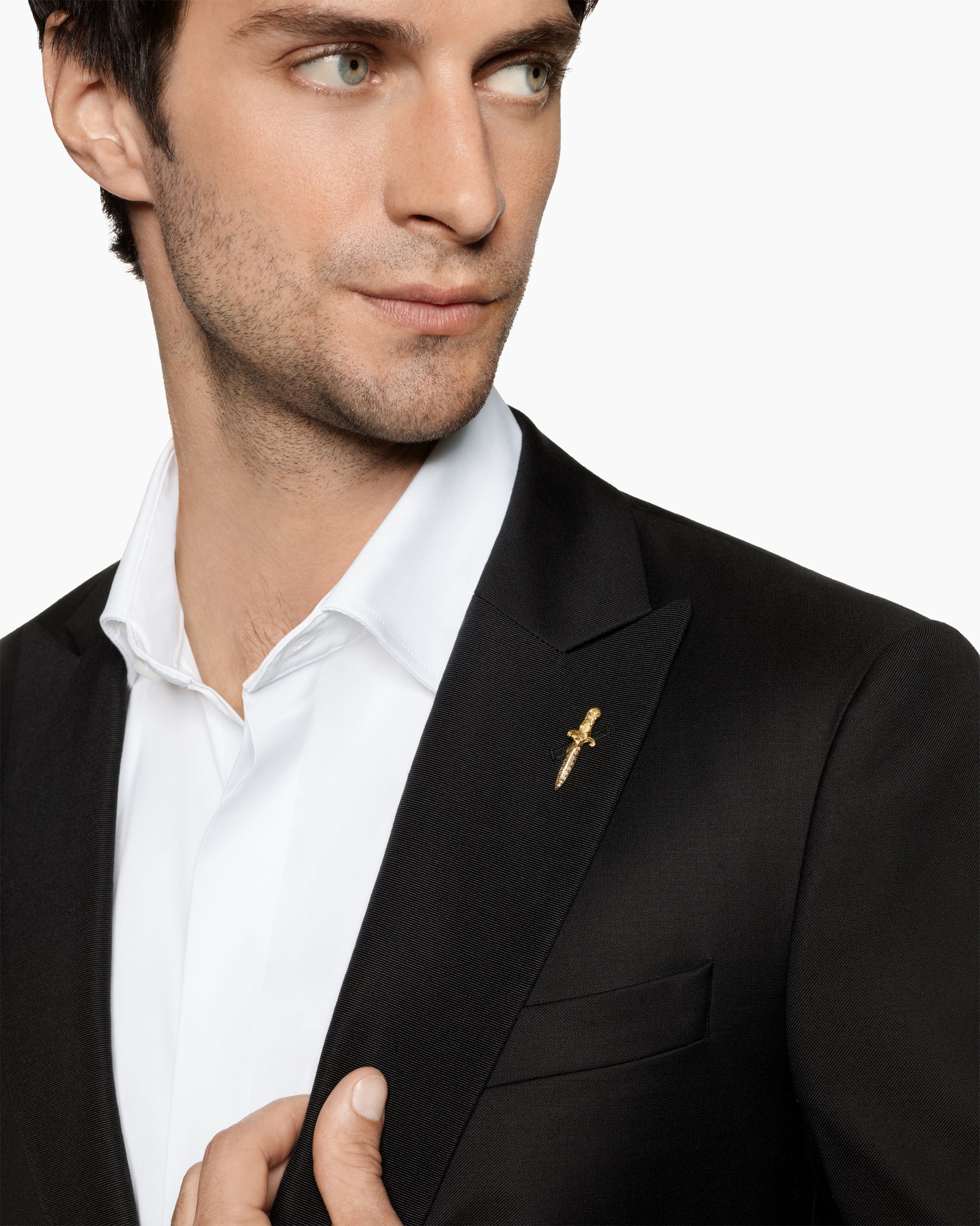 Alternative view of Waves Dagger Lapel Pin in 18K Yellow Gold with Cognac Diamonds, 30mm