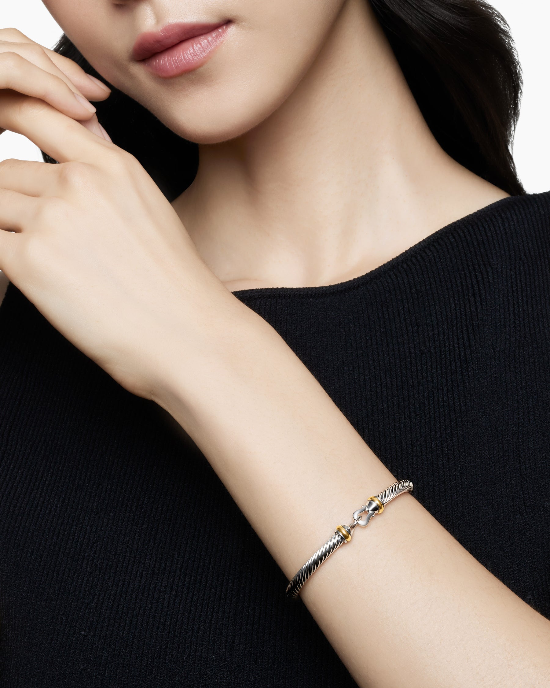 Buckle Classic Cable Bracelet in Sterling Silver with 18K Yellow Gold, 5mm - Image 7