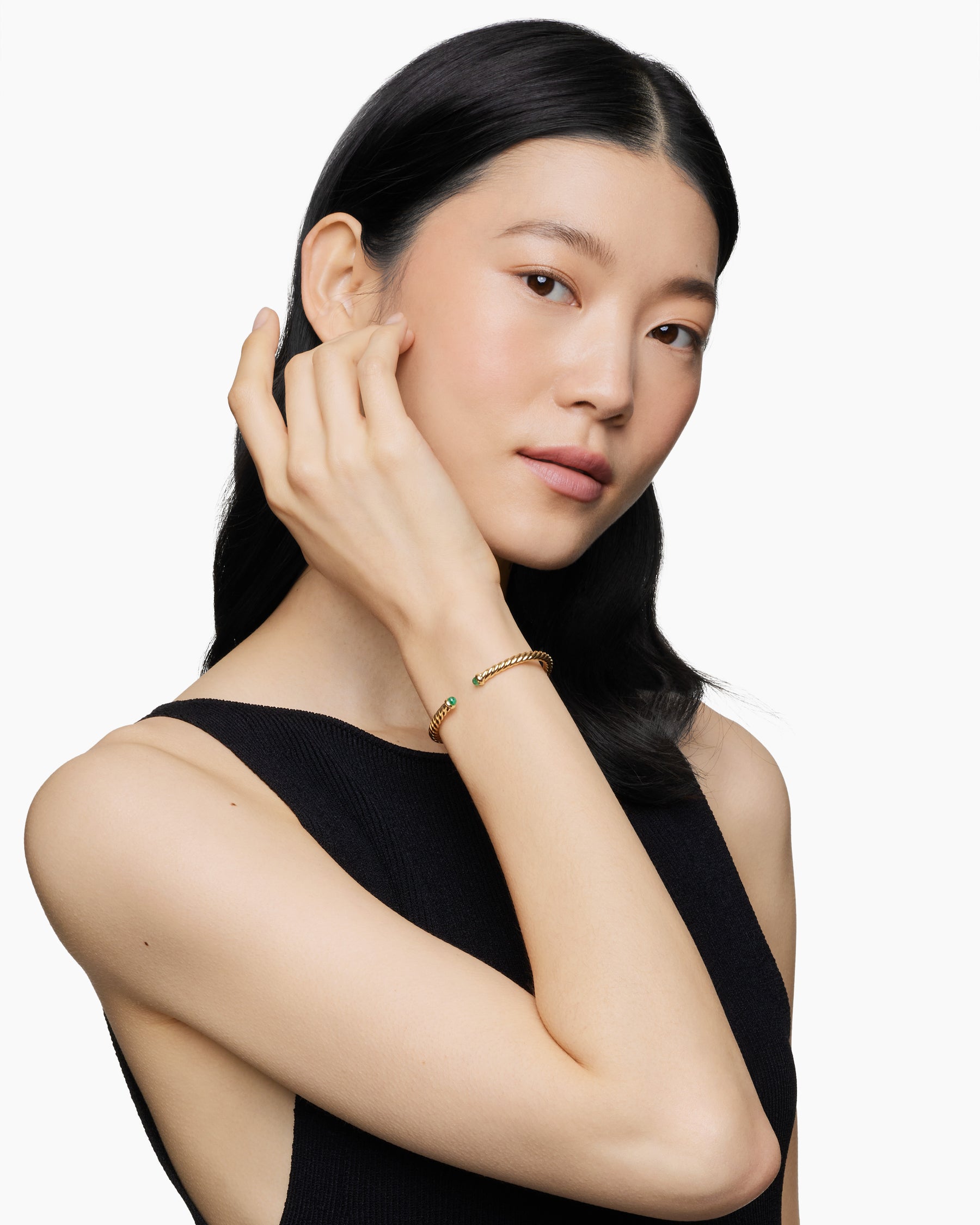 Alternative view of Cablespira Flex Bracelet in 18K Yellow Gold with Emeralds, 4mm