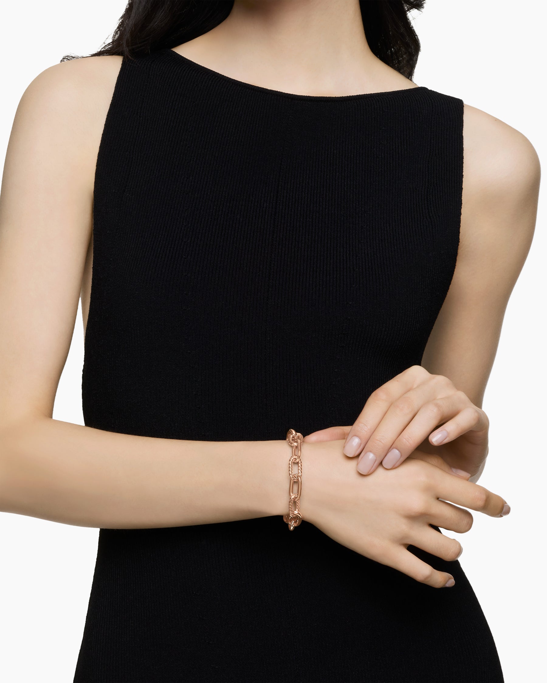 Alternative view of DY Madison Chain Bracelet in 18K Rose Gold, 11mm