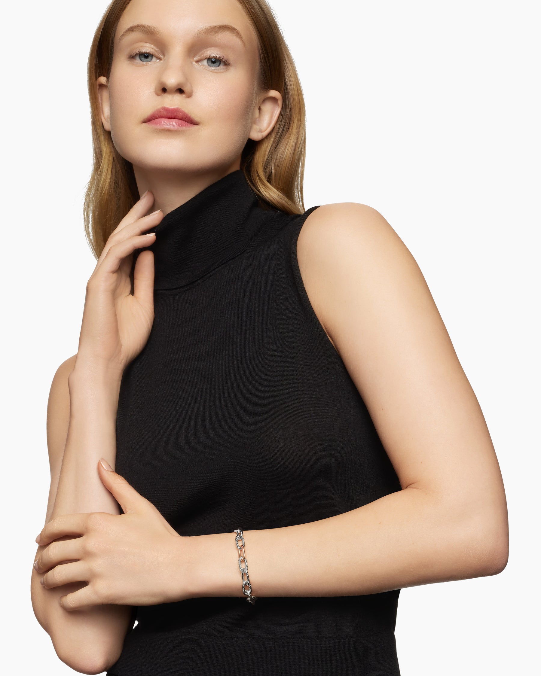 Alternative view of DY Madison Chain Bracelet in Sterling Silver with 18K Rose Gold, 8.5mm
