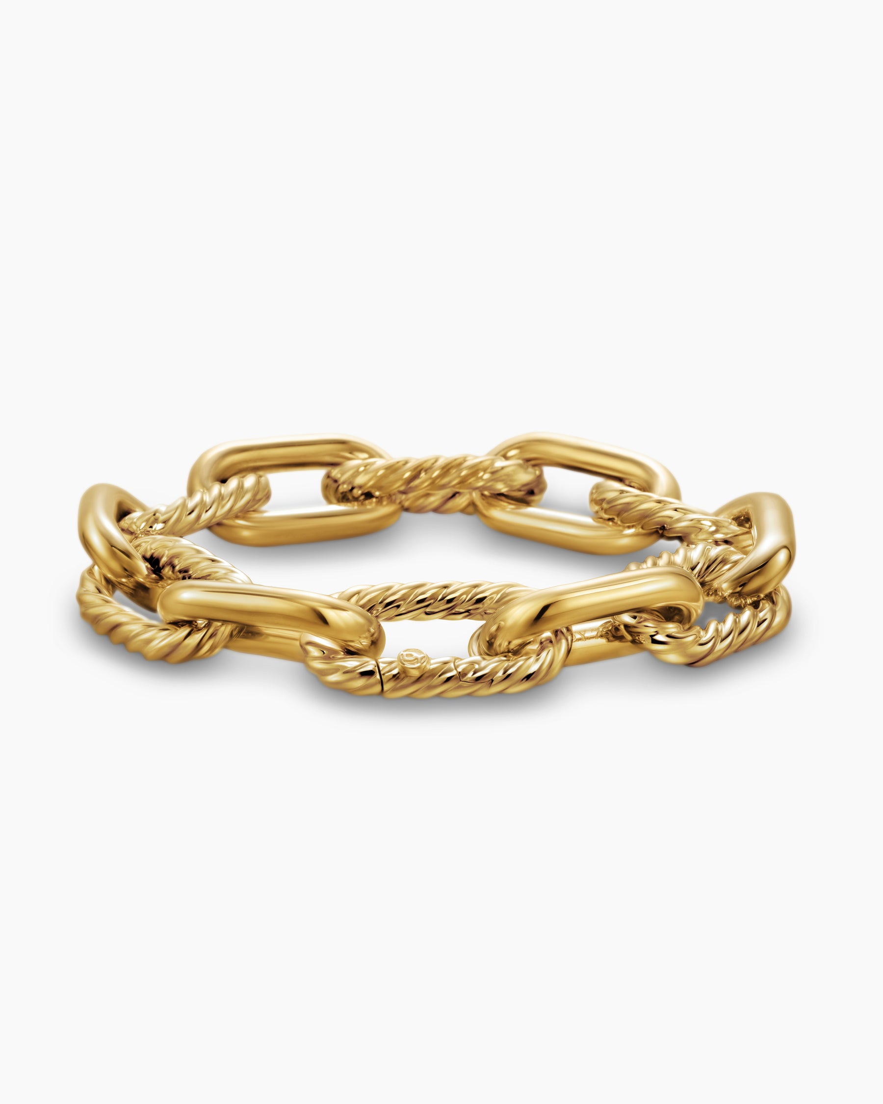 DY Madison Chain Bracelet in 18K Yellow Gold, 13.5mm - Image 5