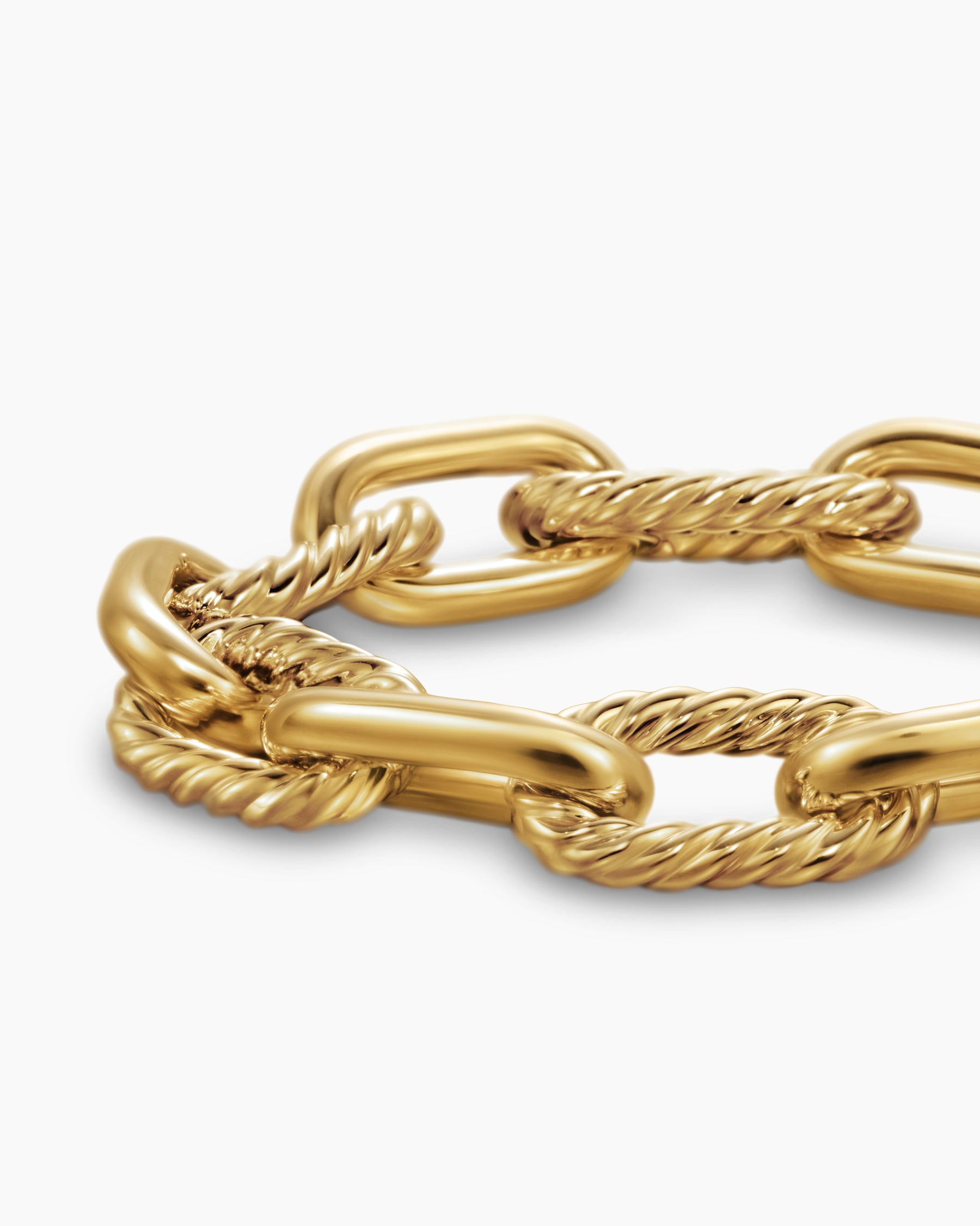 DY Madison Chain Bracelet in 18K Yellow Gold, 13.5mm - Image 7