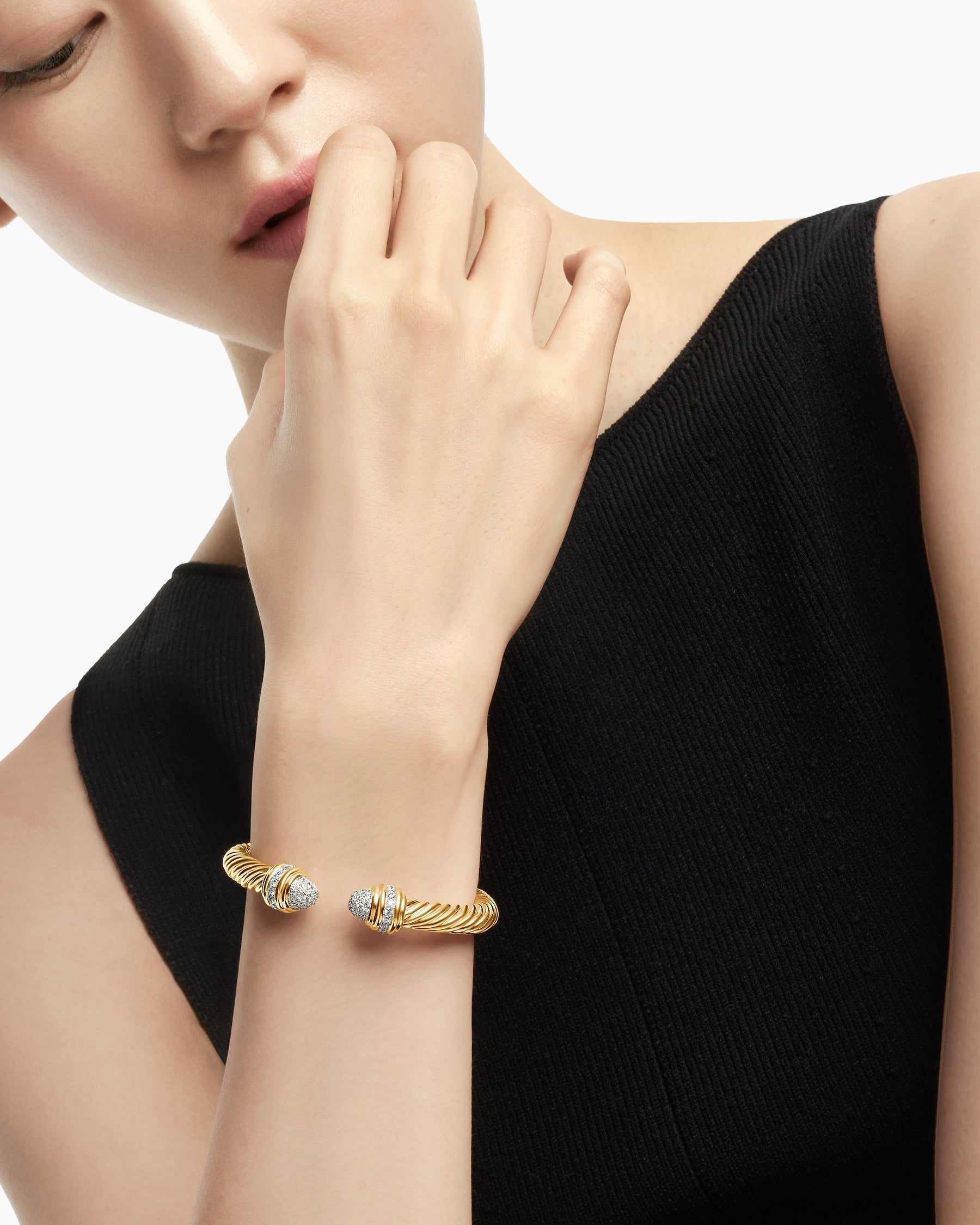Classic Cablespira Bracelet in 18K Yellow Gold with Diamonds, 7mm - Image 7