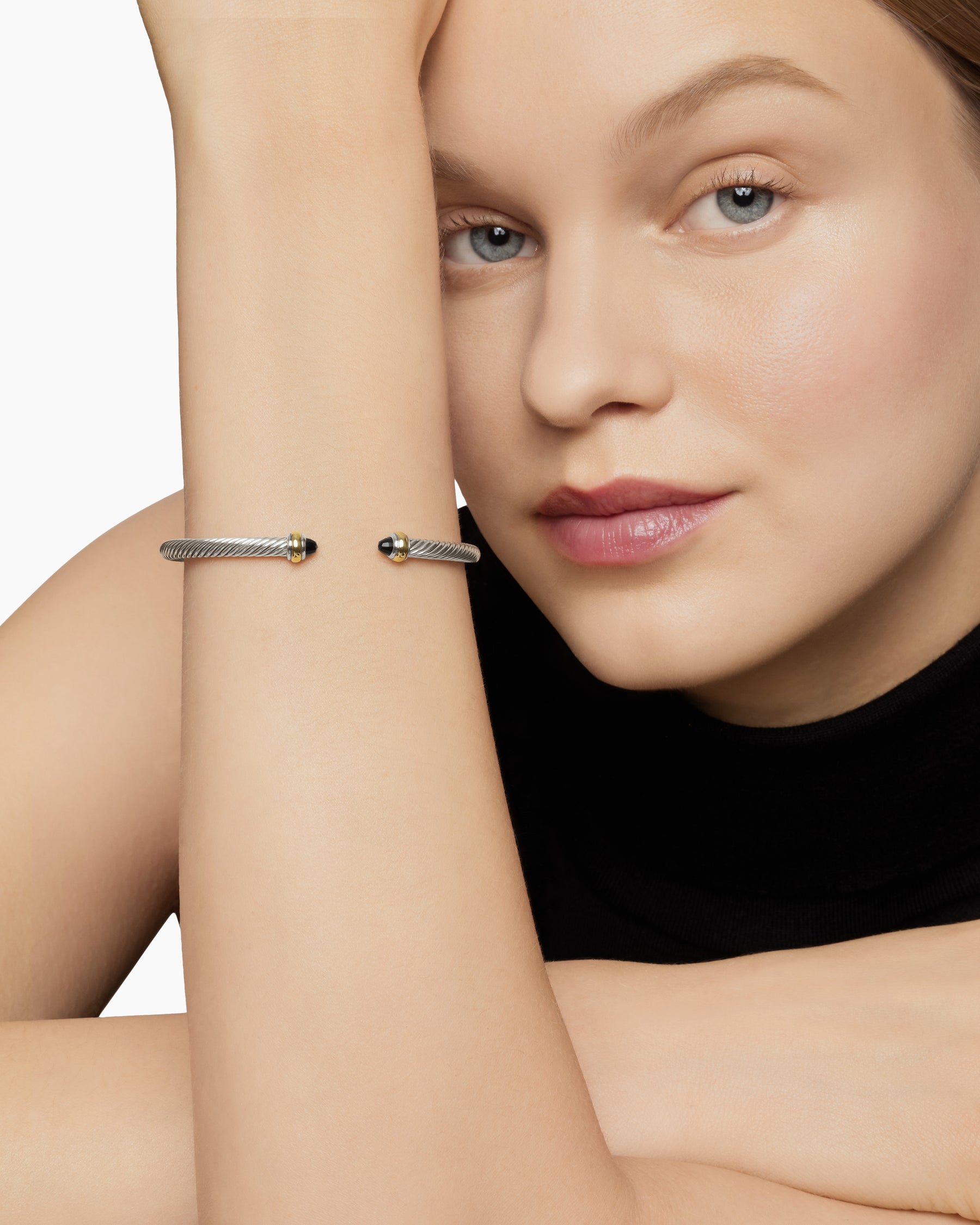 Classic Cable Bracelet in Sterling Silver with 18K Yellow Gold and Black Onyx, 4mm - Image 7
