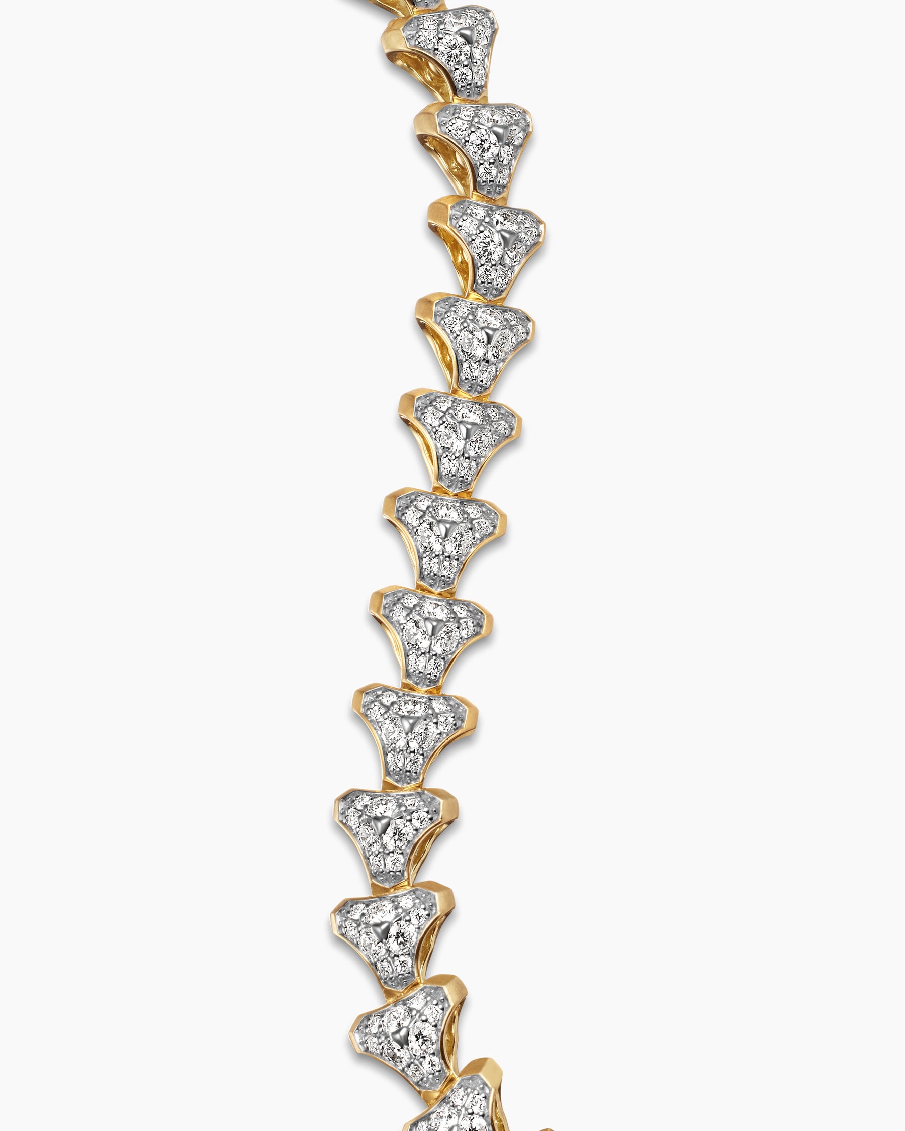 Armory Link Bracelet in 18K Yellow Gold with Diamonds, 9.5mm - Image 5