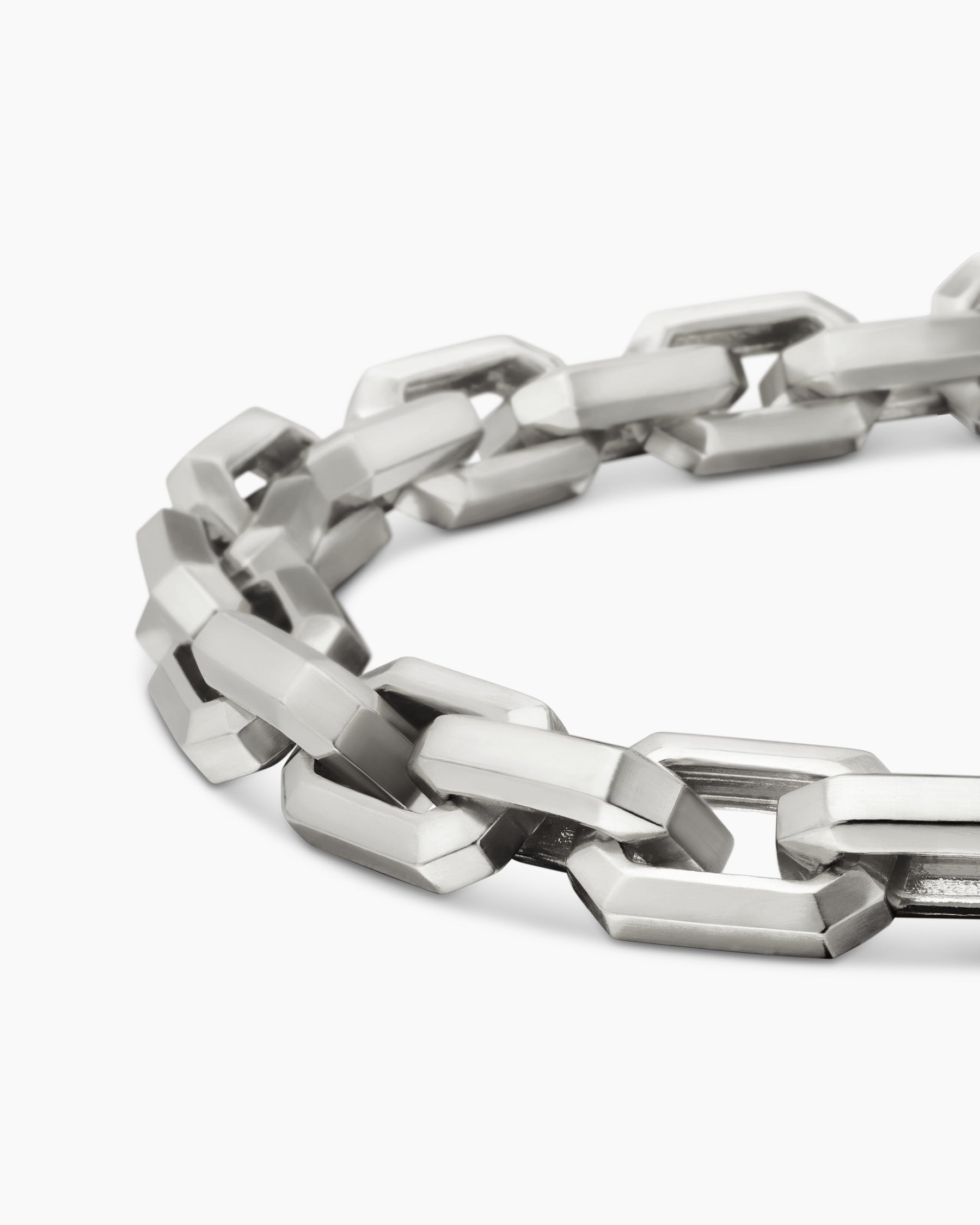 Streamline Heirloom Chain Link Bracelet in Sterling Silver, 7.5mm - Image 7