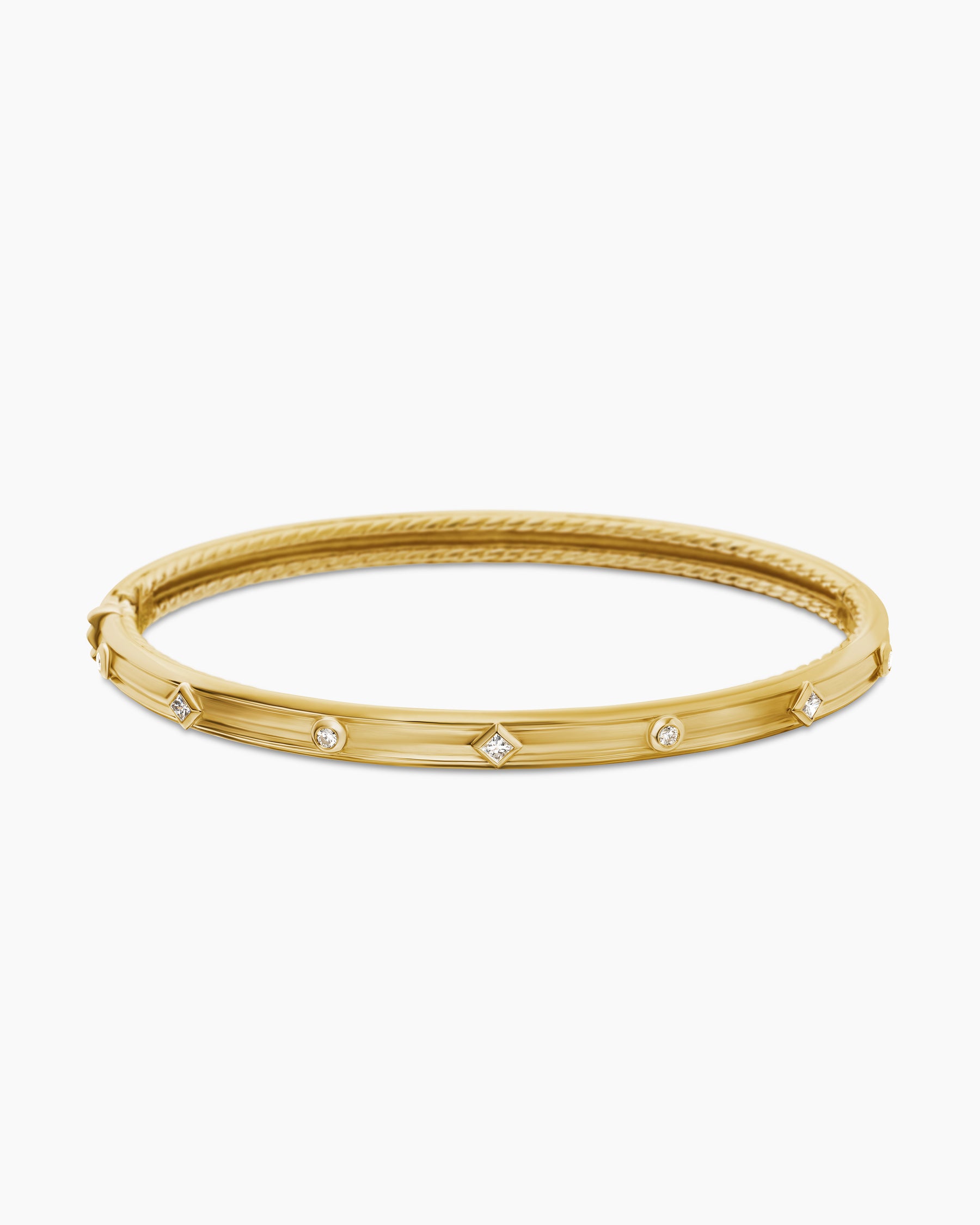 Modern Renaissance Bangle Bracelet in 18K Yellow Gold with Diamonds, 4.5mm - Image 4