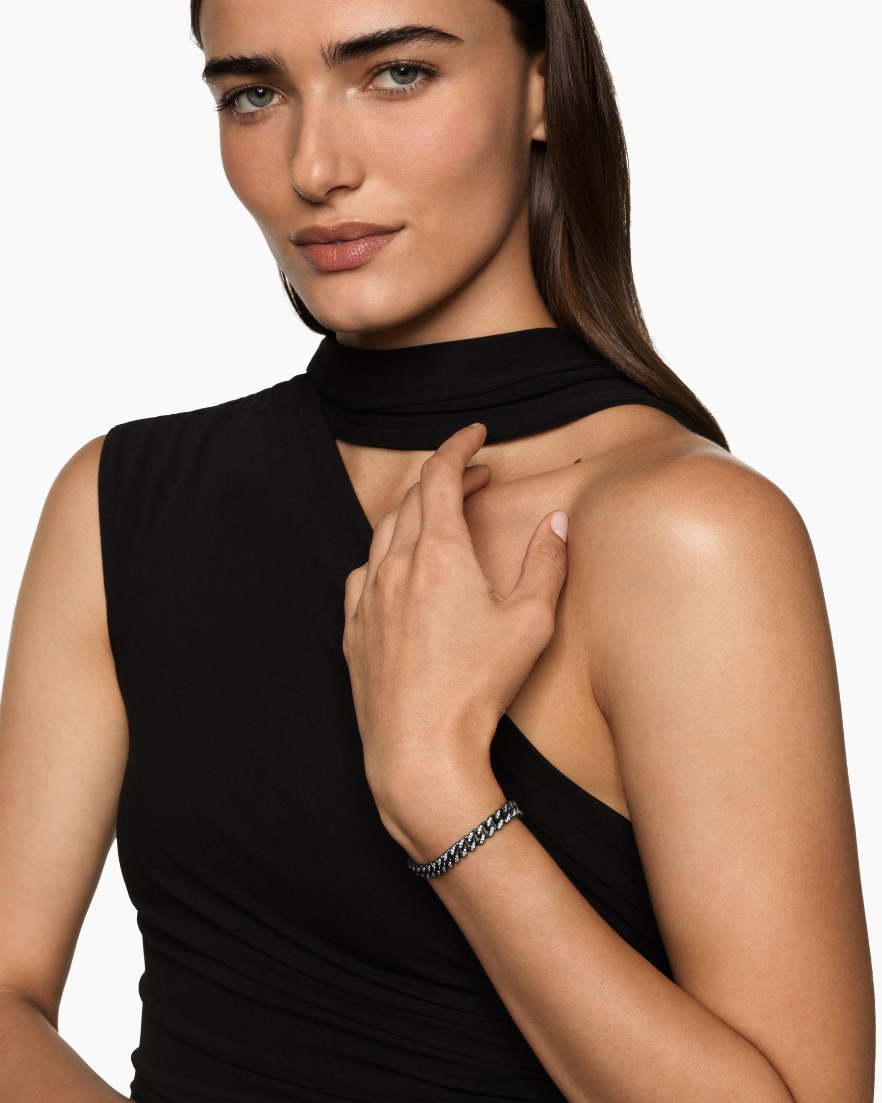 Curb Chain Bracelet in Black Titanium with Diamonds, 7mm - Image 2