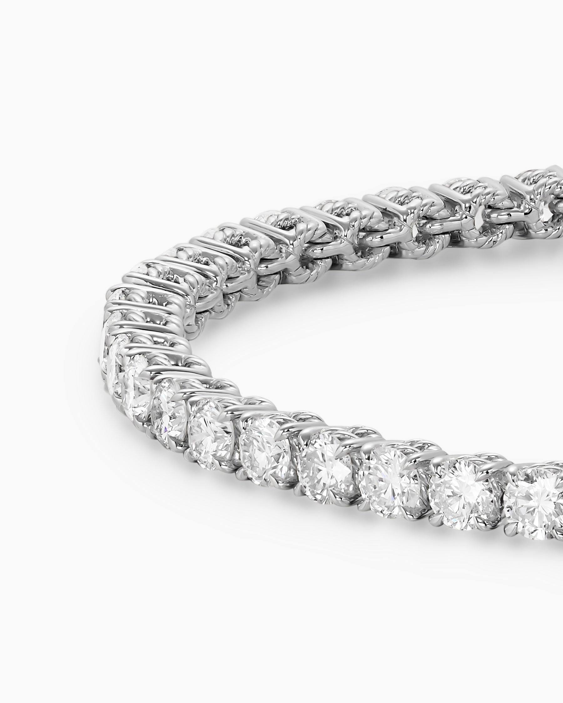 Tennis Bracelet in 18K White Gold with Diamonds, 3mm - Image 6