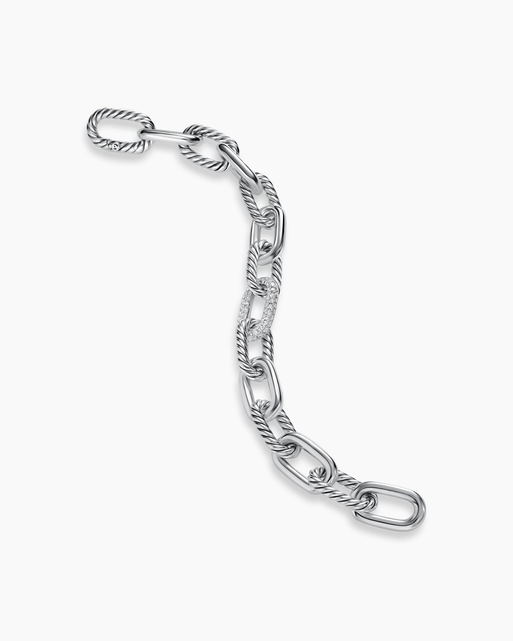 DY Madison Chain Bracelet in Sterling Silver with Diamonds, 11mm - Image 4