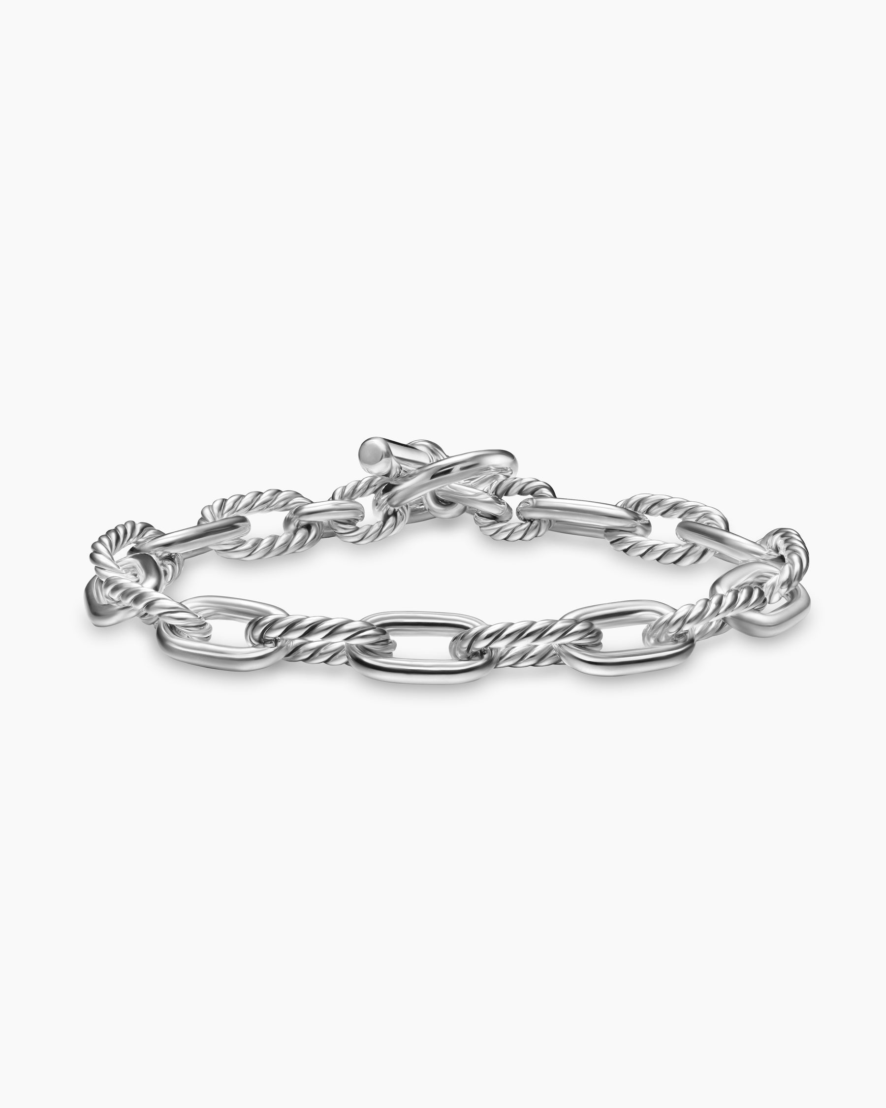 DY Madison Toggle Chain Bracelet in Sterling Silver, 8.5mm - Image 5