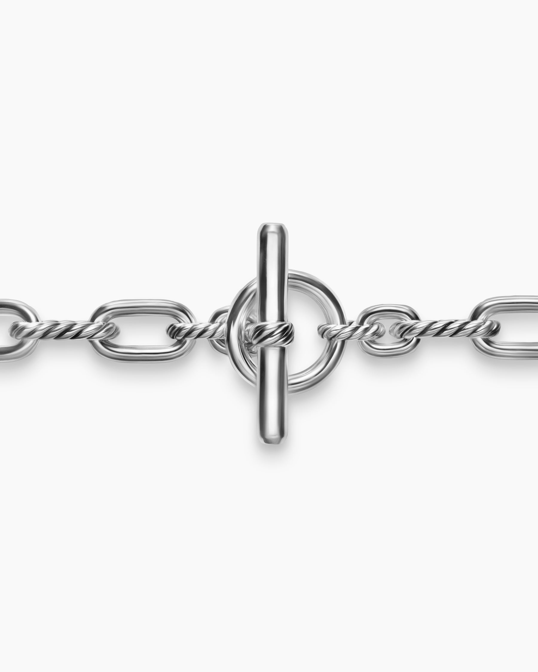 DY Madison Toggle Chain Bracelet in Sterling Silver, 8.5mm - Image 7