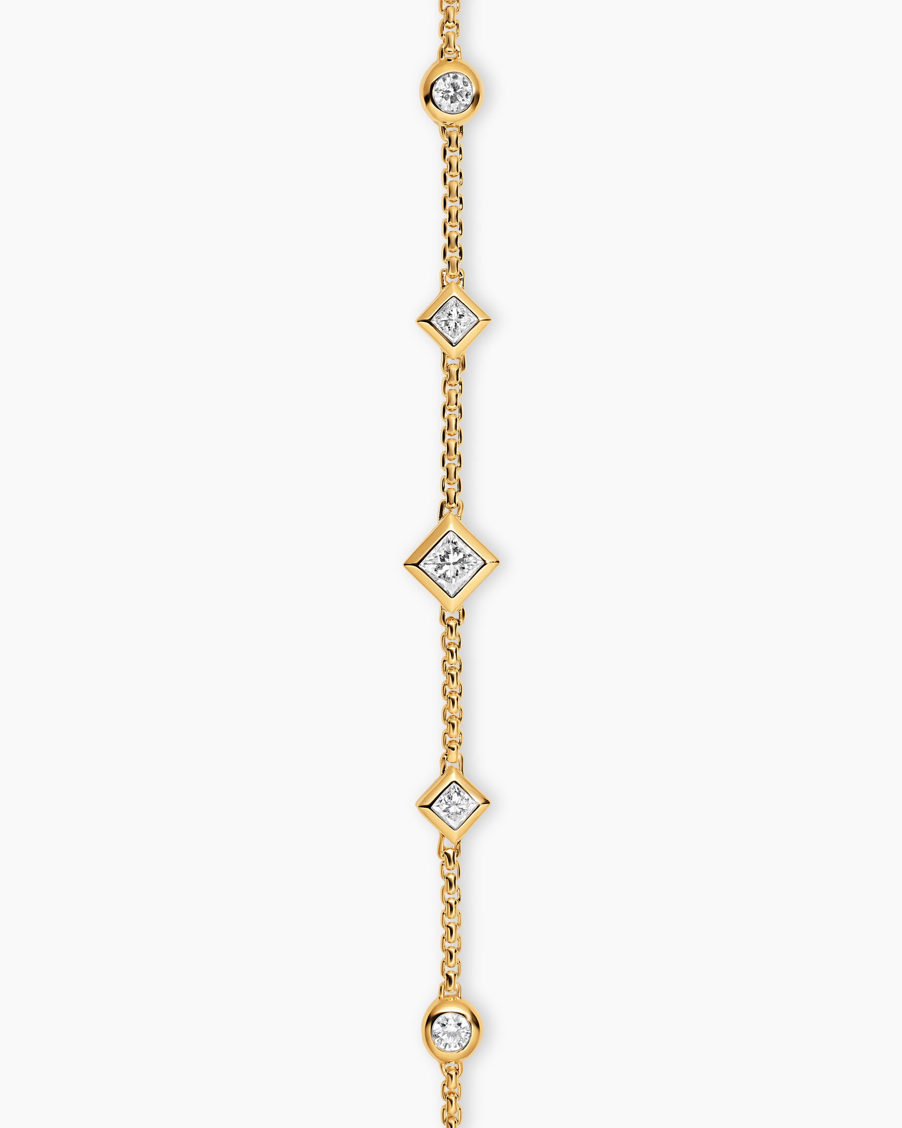 Petite Modern Renaissance Station Chain Bracelet in 18K Yellow Gold with Diamonds, 7.5mm - Image 4