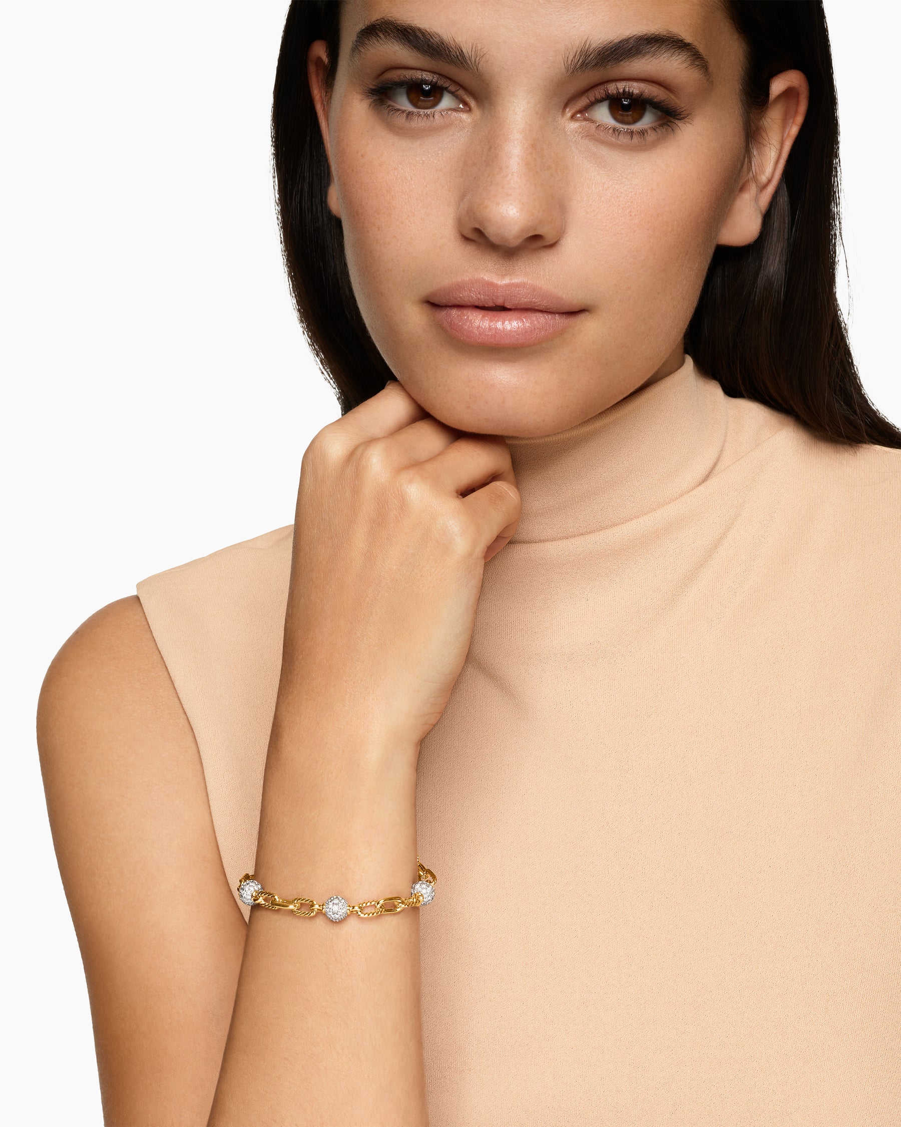 Alternative view of DY Madison Pavé Bead Chain Bracelet in 18K Yellow Gold with Diamonds, 6mm