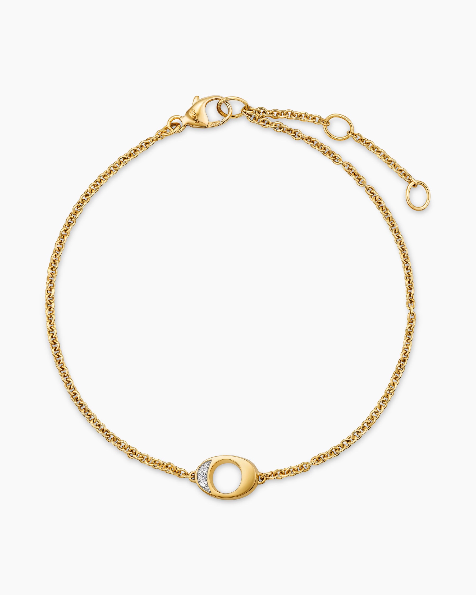 Petite Pavé Initial Chain Bracelet in 18K Yellow Gold with Diamond O - Image 3