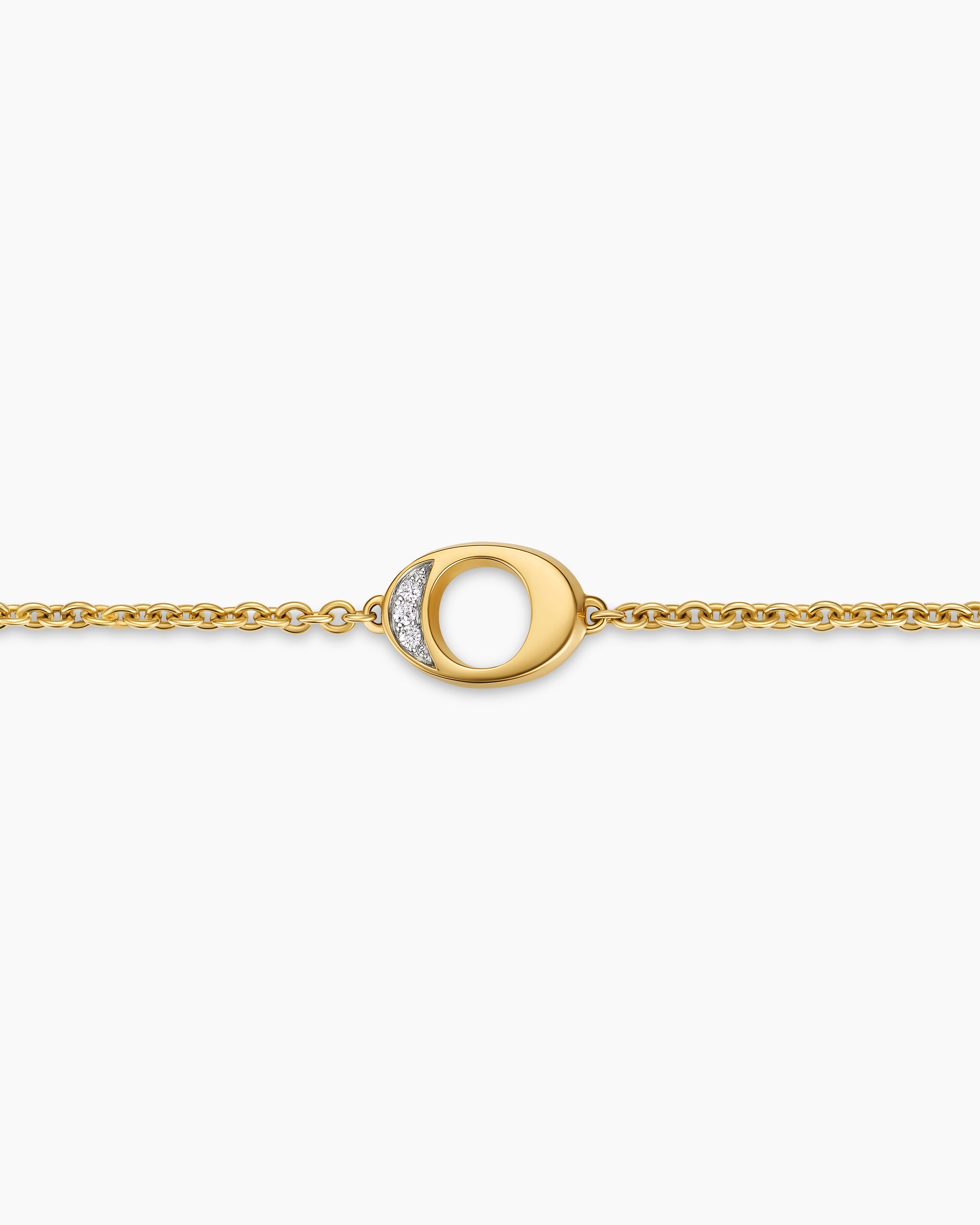 Petite Pavé Initial Chain Bracelet in 18K Yellow Gold with Diamond O - Image 4