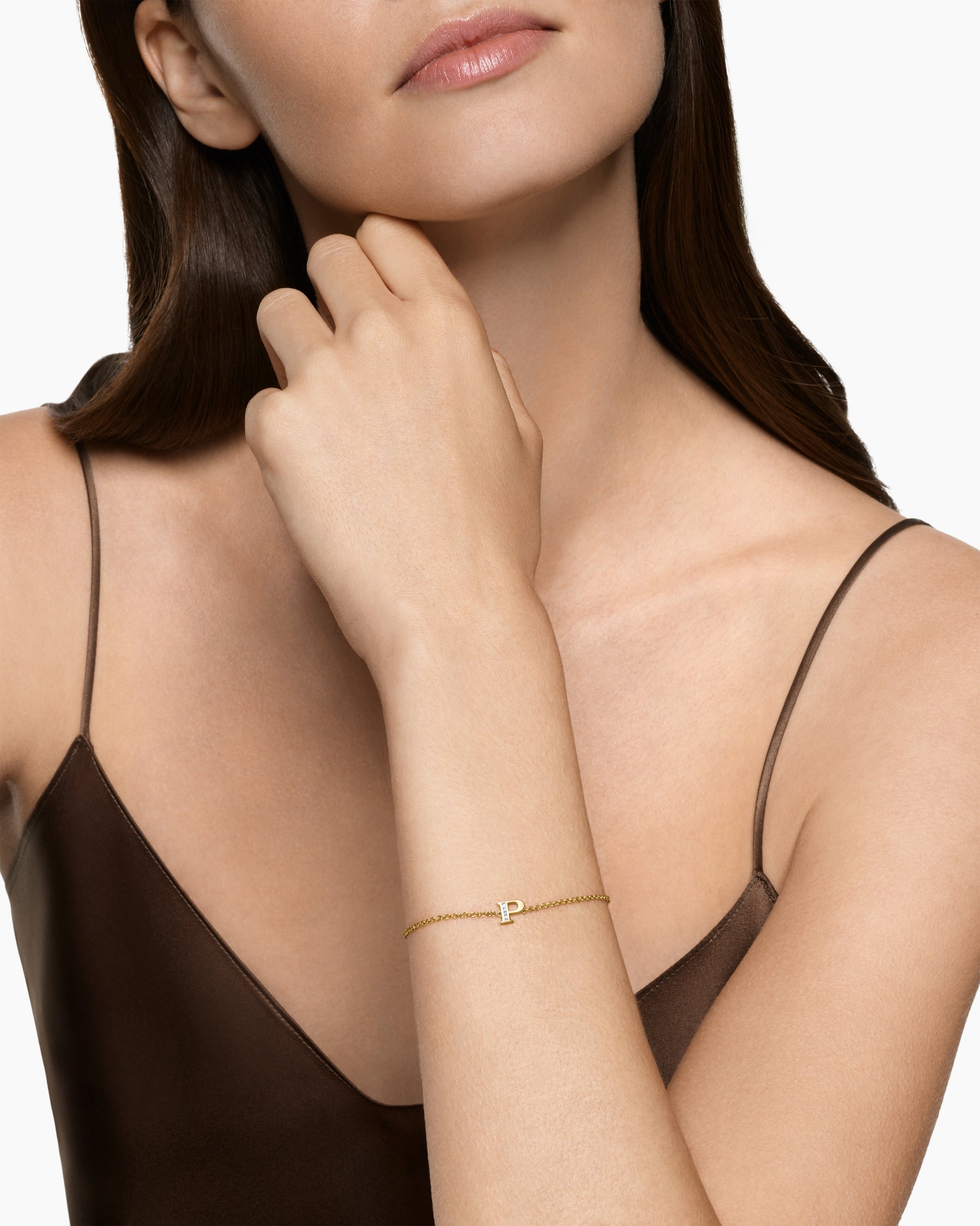 Petite Pavé Initial Chain Bracelet in 18K Yellow Gold with Diamond P - Image 2