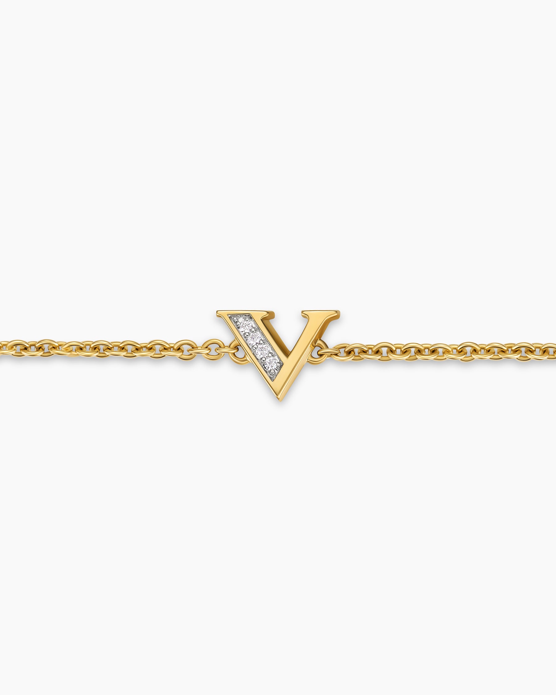 Petite Pavé Initial Chain Bracelet in 18K Yellow Gold with Diamond V - Image 4