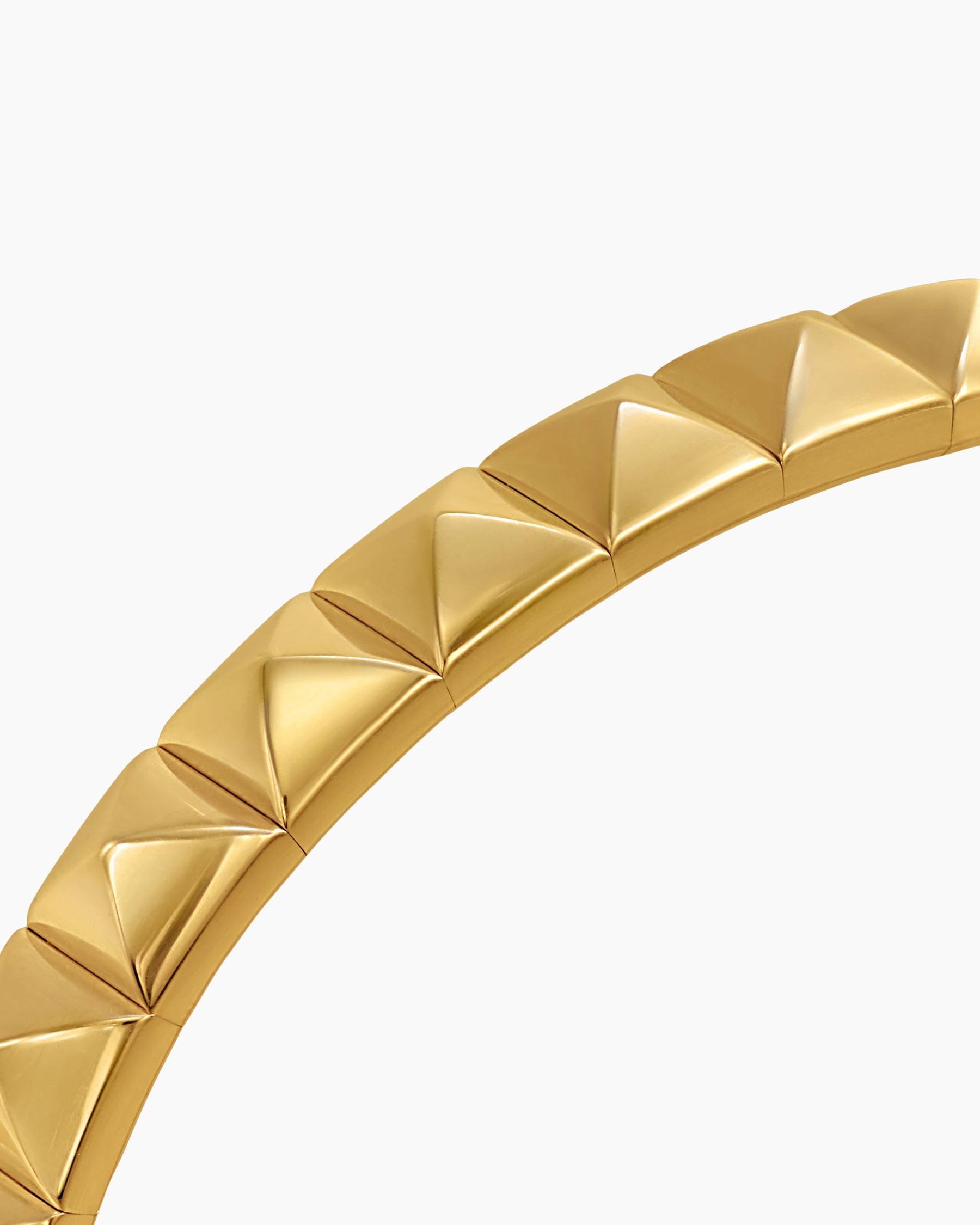 Pyramid Bangle Bracelet in 18K Yellow Gold, 6.5mm - Image 5
