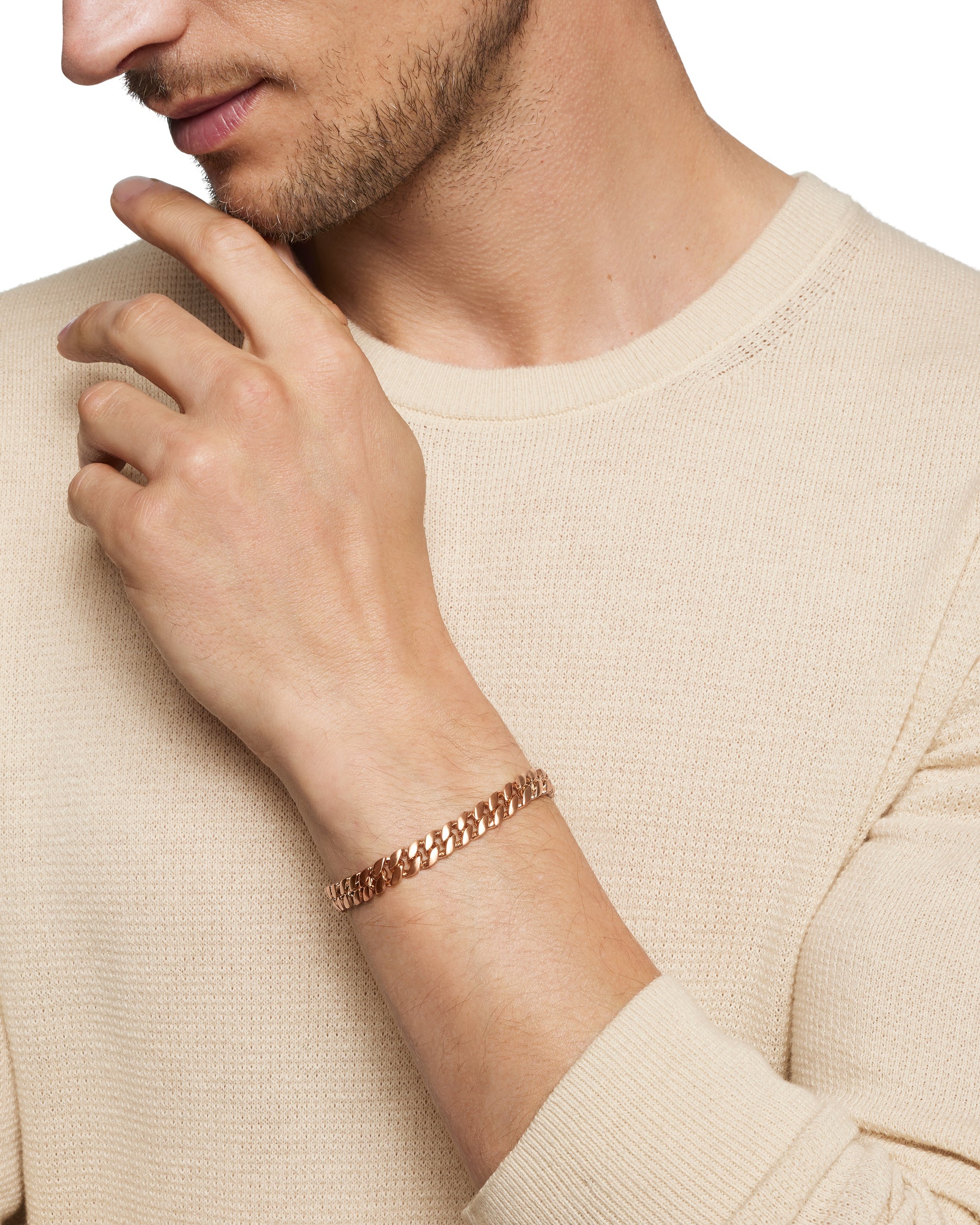 Curb Chain Bracelet in 18K Rose Gold, 8mm - Image 8