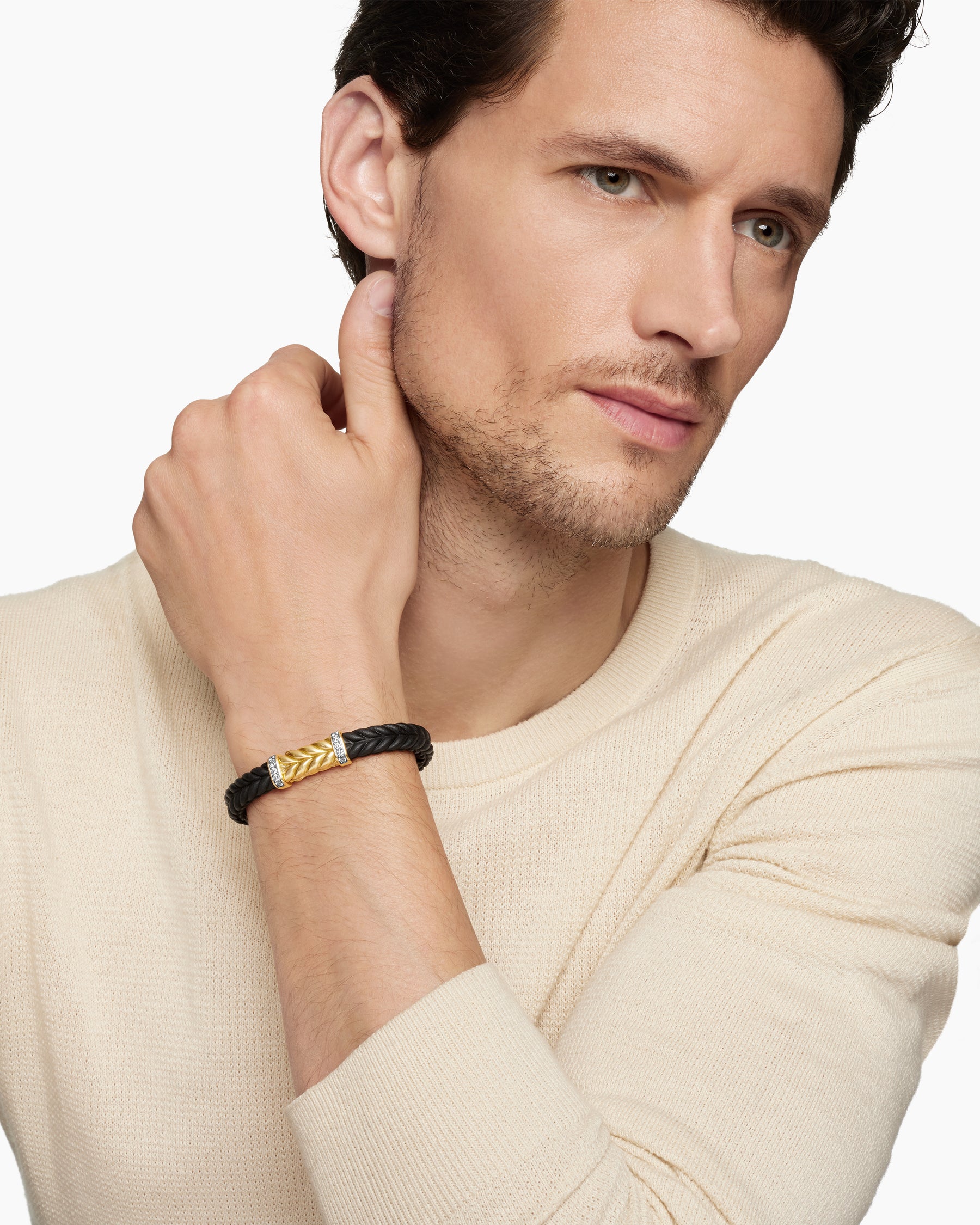 Alternative view of Chevron Bracelet in Black Rubber with 18K Yellow Gold and Diamonds, 9mm