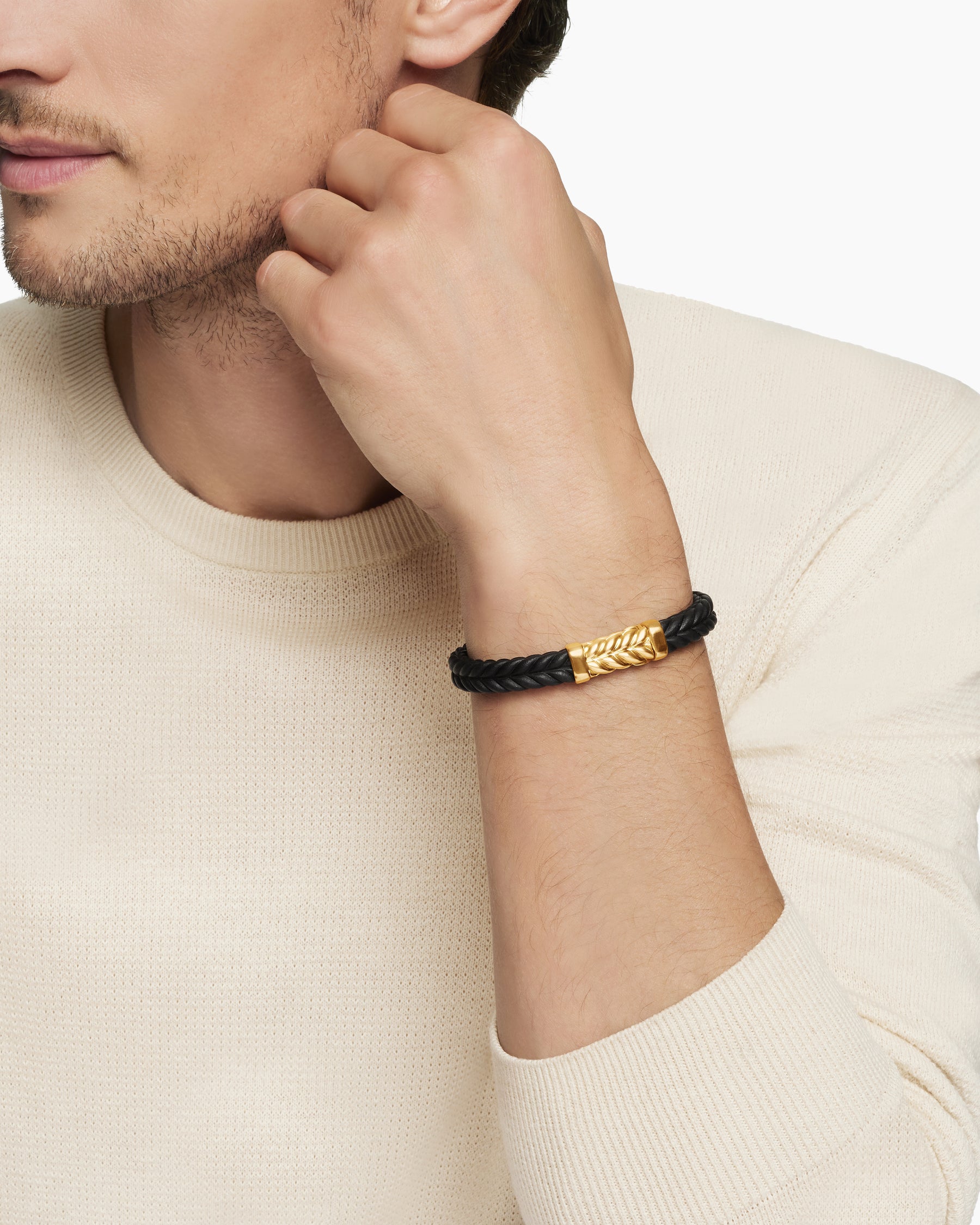 Chevron Bracelet in Black Rubber with 18K Yellow Gold, 9mm - Image 7