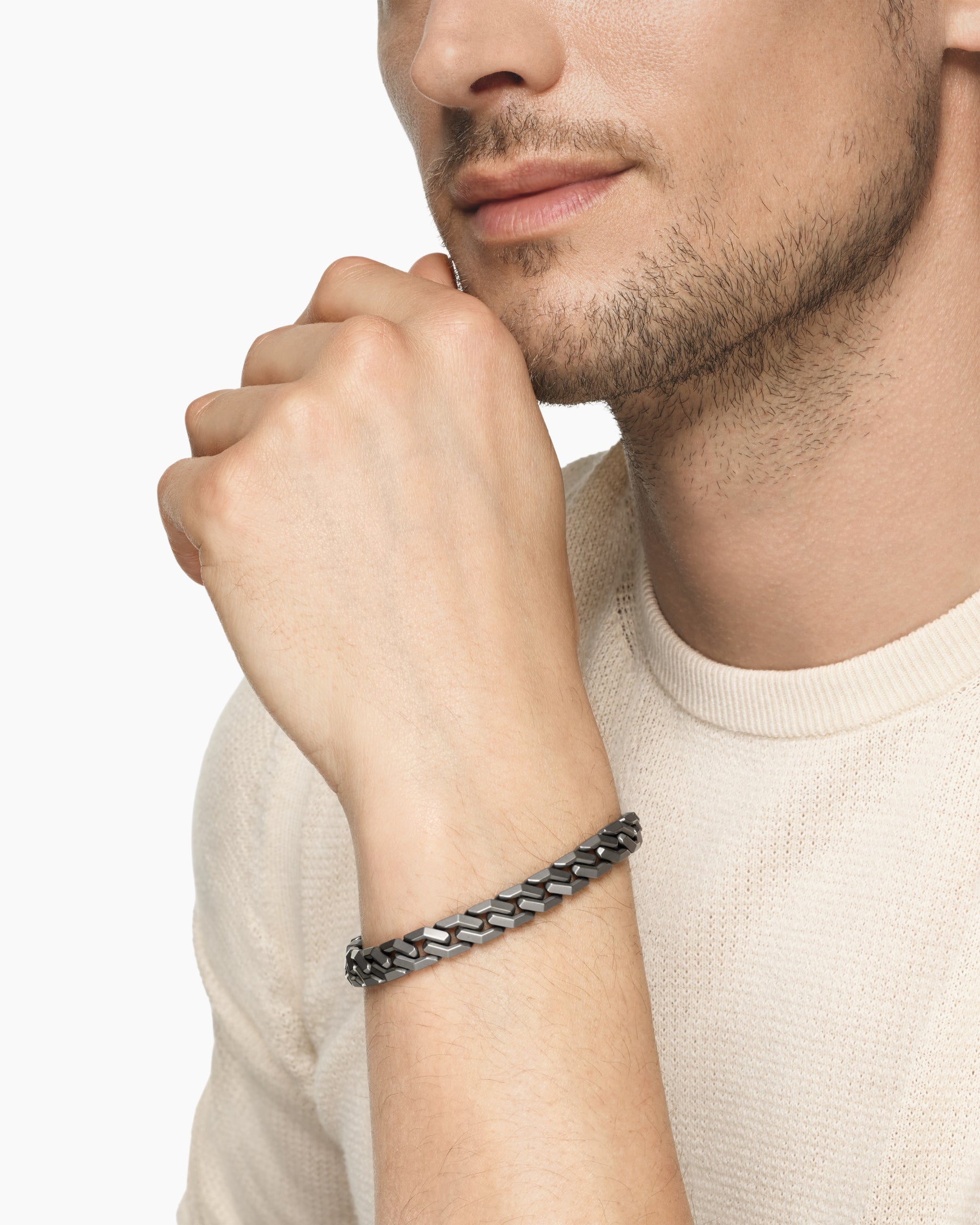 Alternative view of Curb Chain Angular Link Bracelet in Anthracite Titanium, 8.7mm
