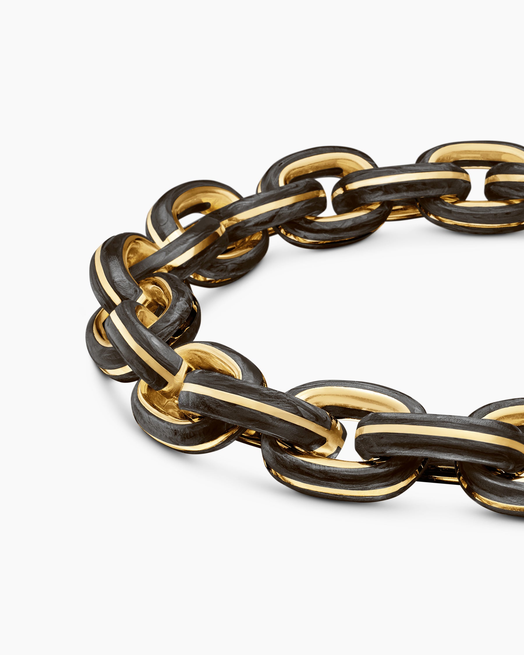 Streamline Oval Link Bracelet in 18K Yellow Gold with Forged Carbon, 10.8mm - Image 7