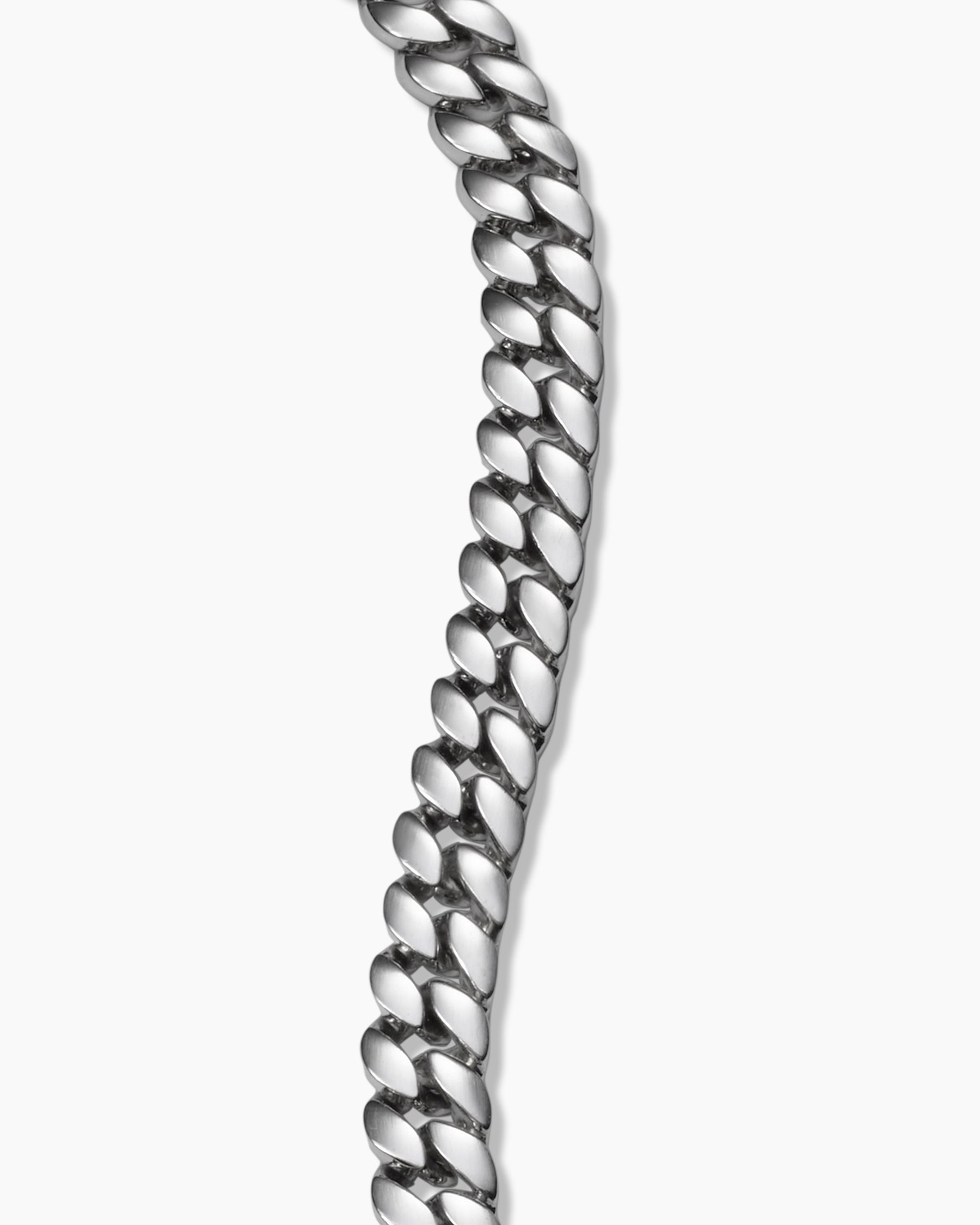 Curb Chain Bracelet in Platinum, 6mm - Image 5