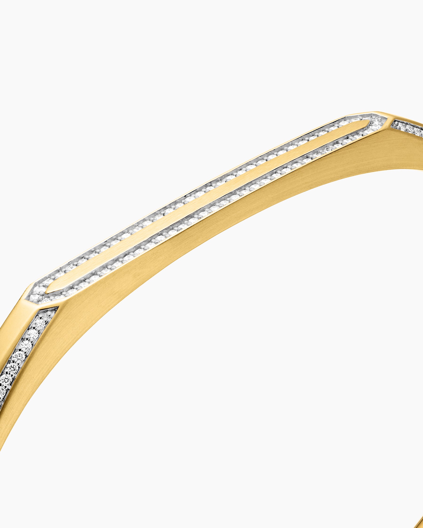 Streamline Cuff Bracelet in 18K Yellow Gold with Diamonds, 5.5mm - Image 5