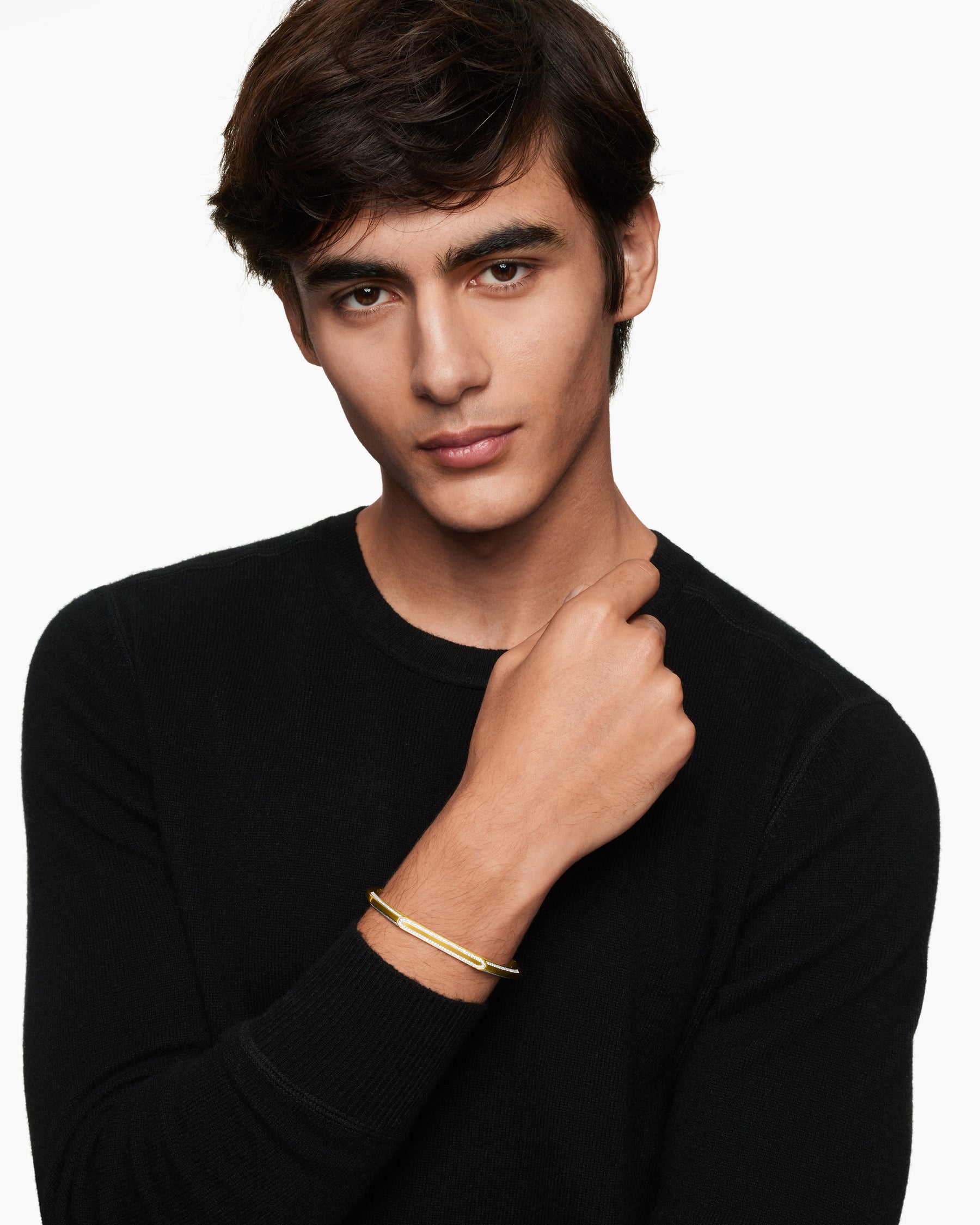 Alternative view of Streamline Cuff Bracelet in 18K Yellow Gold with Diamonds, 5.5mm