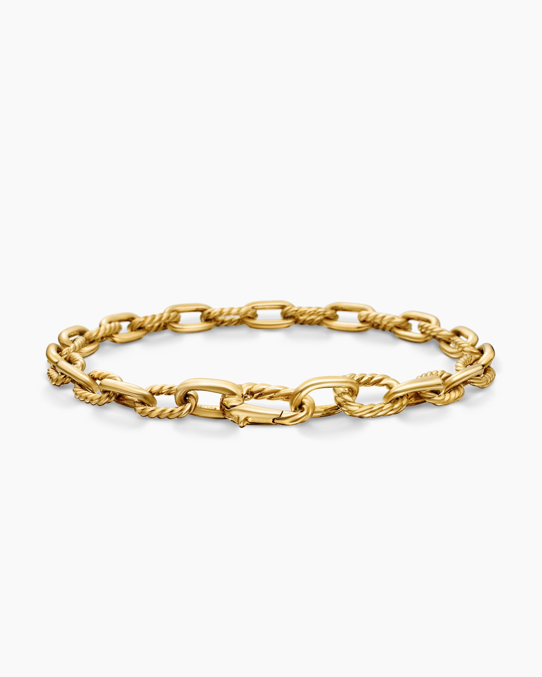 DY Madison Chain Bracelet in 18K Yellow Gold, 6mm - Image 5