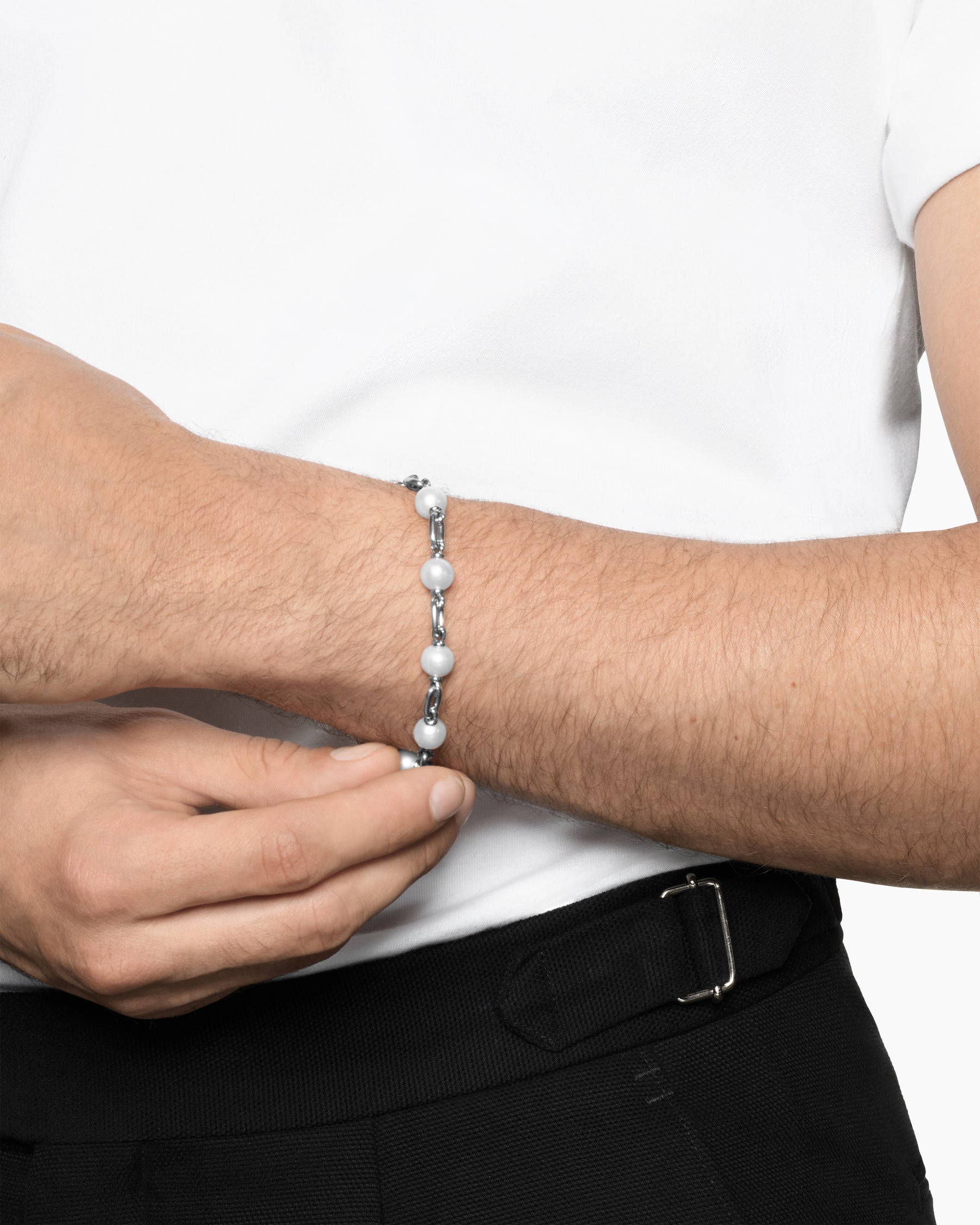 Alternative view of DY Madison Chain Bracelet in Sterling Silver with Pearls, 6mm