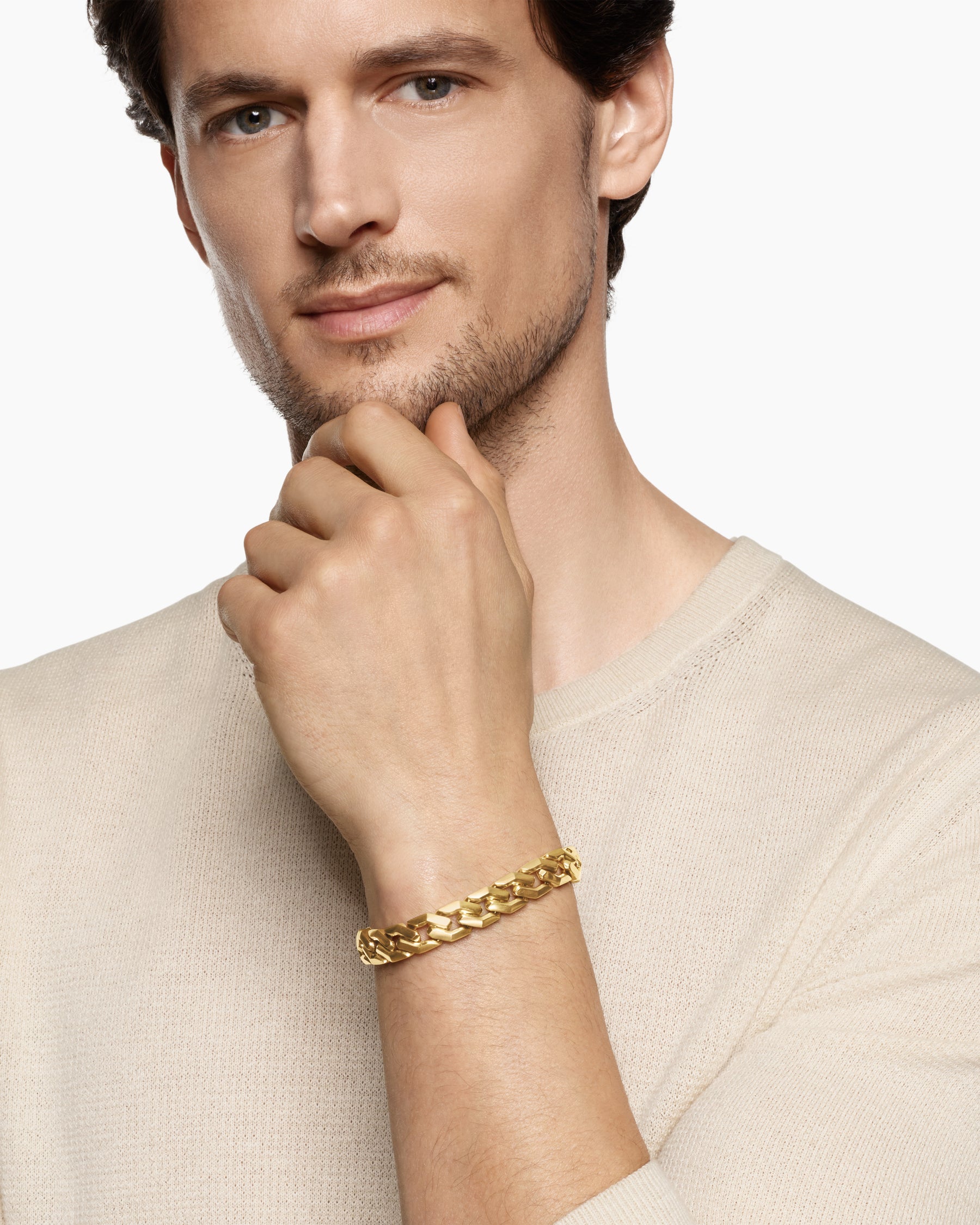 Alternative view of Curb Chain Angular Link Bracelet in 18K Yellow Gold, 11.5mm