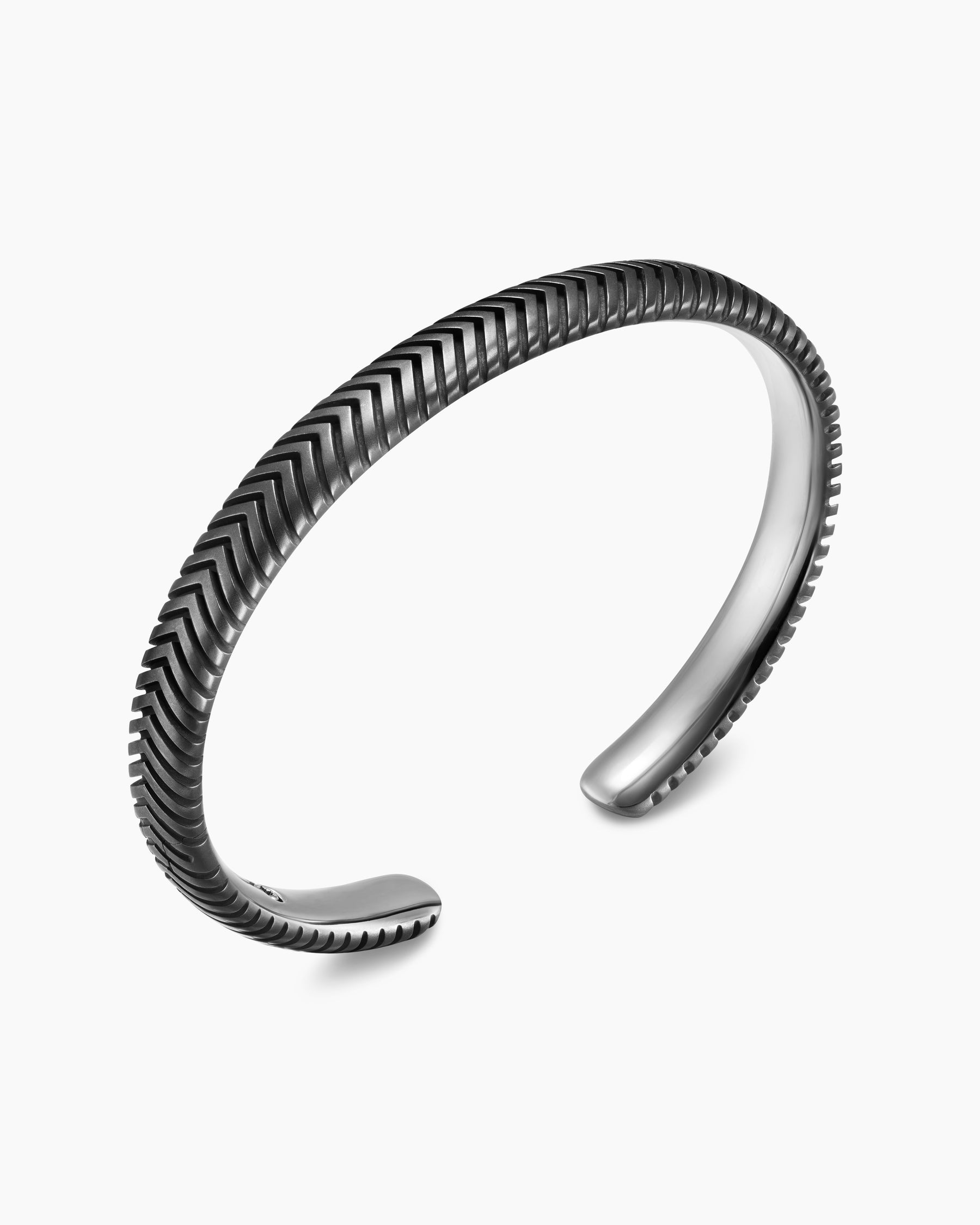Chevron Cuff Bracelet in Anthracite Titanium, 8mm - Image 3