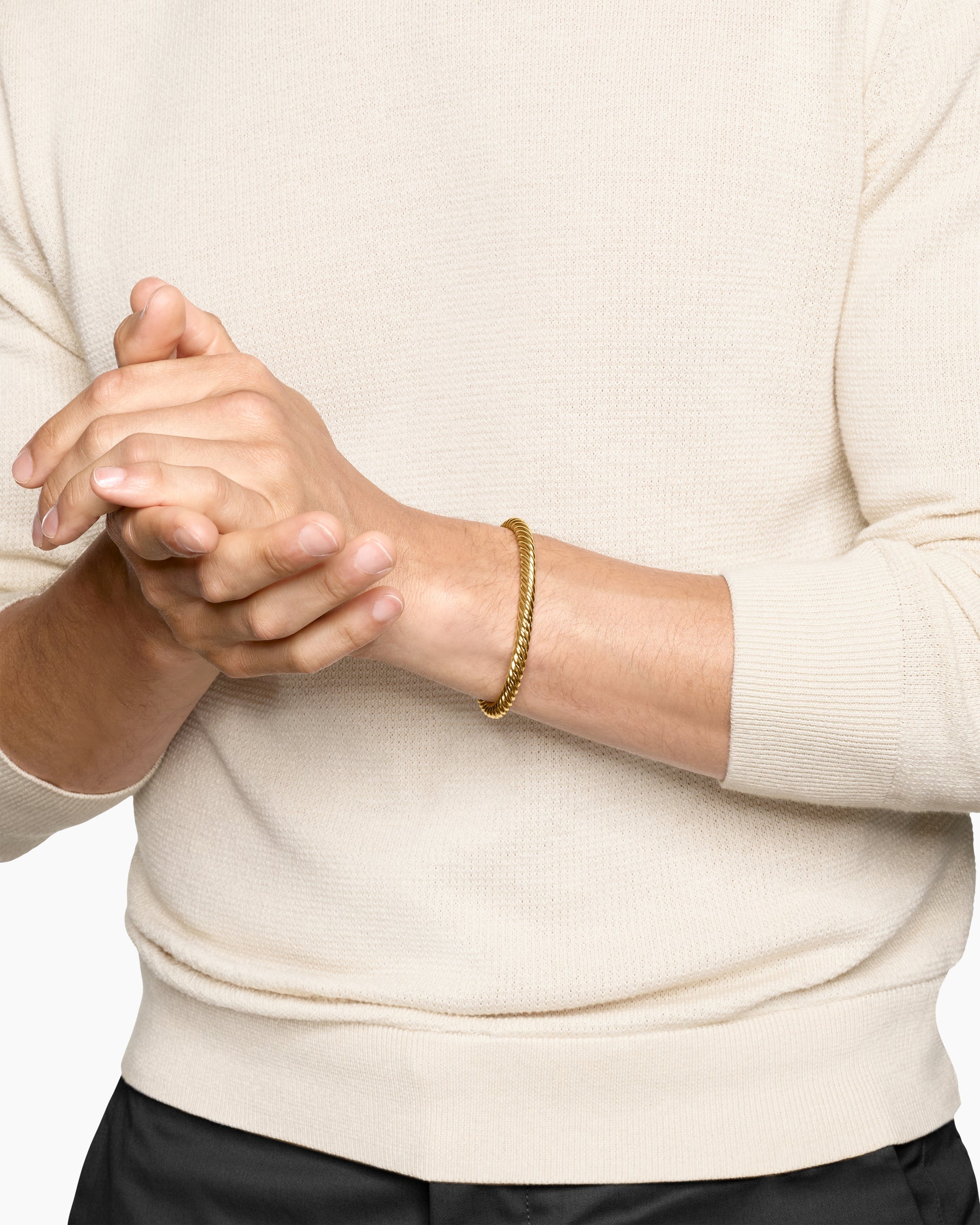 Alternative view of Cable Cuff Bracelet in 18K Yellow Gold, 6mm