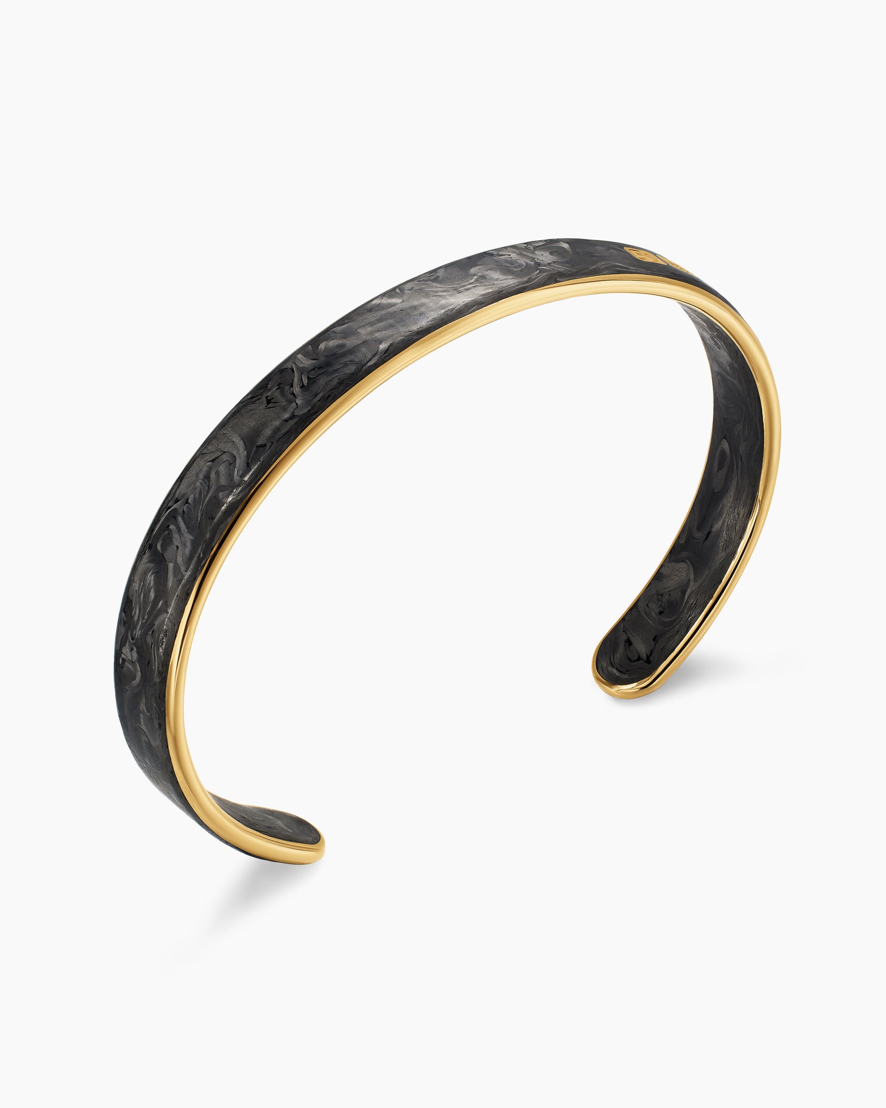 Alternative view of Streamline Cuff Bracelet in 18K Yellow Gold with Forged Carbon, 9mm