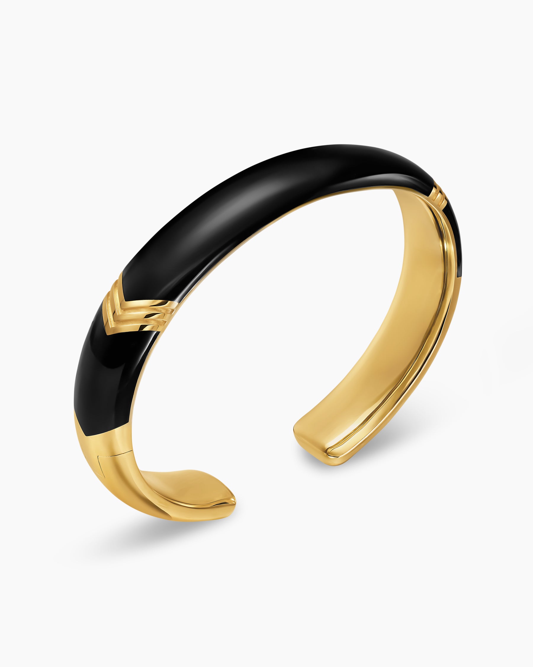 Alternative view of Chevron Bold Cuff Bracelet in 18K Yellow Gold with Black Onyx, 12mm