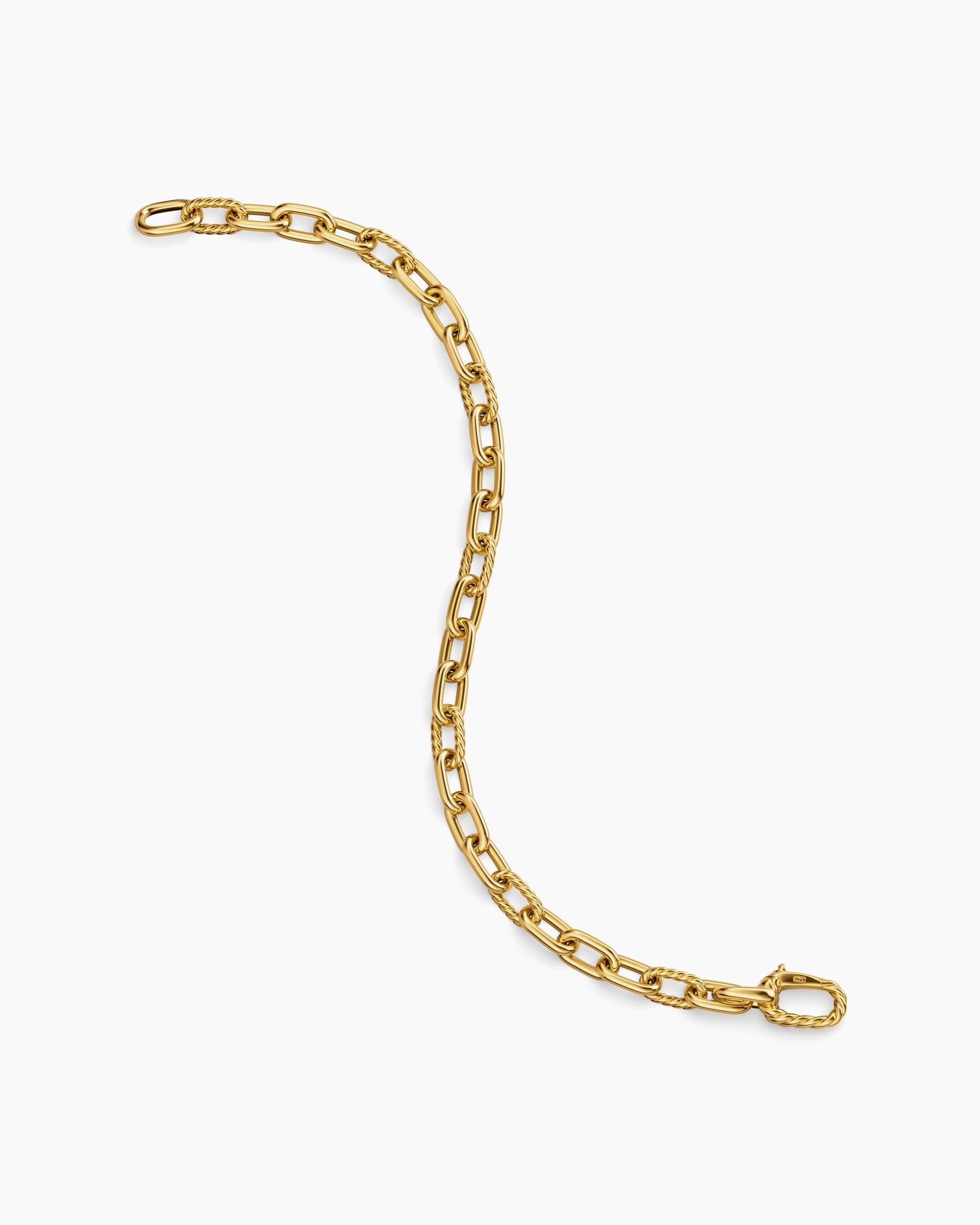 DY Madison Chain Bracelet in 18K Yellow Gold, 6mm - Image 4