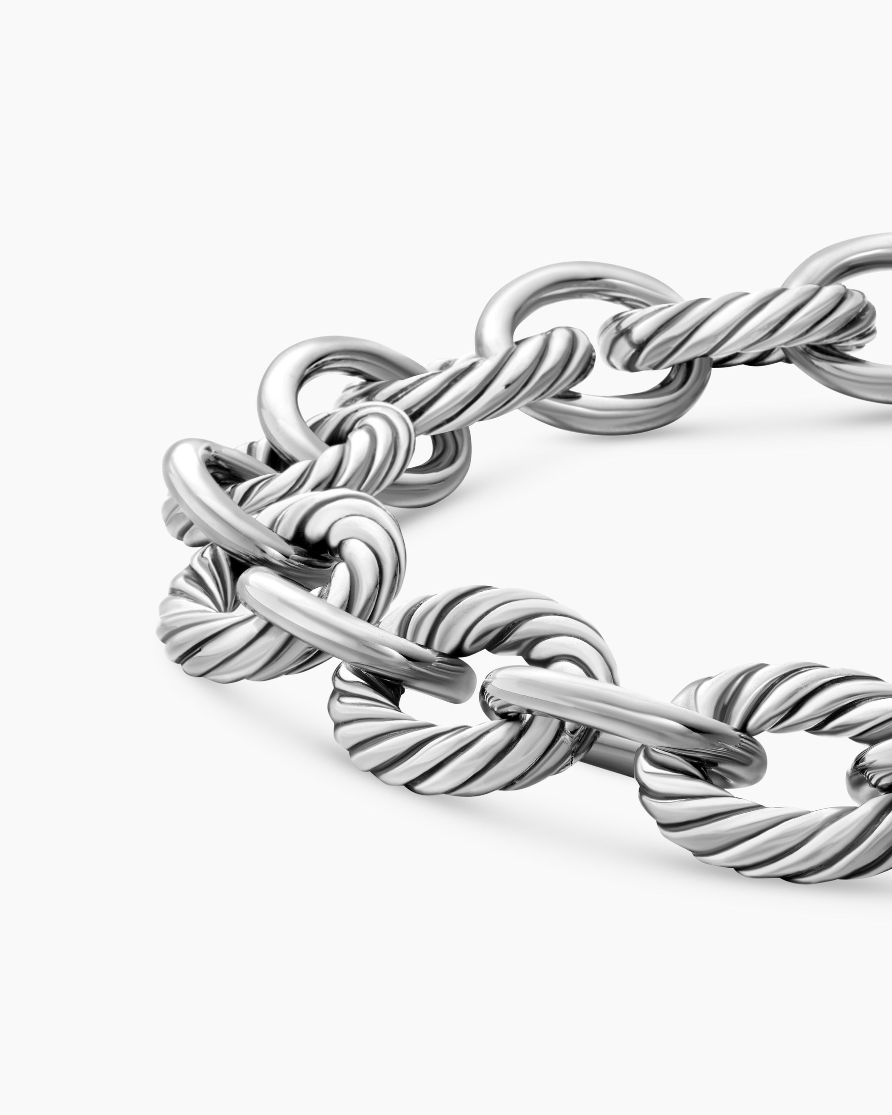 Oval Link Chain Bracelet in Sterling Silver, 10mm - Image 7