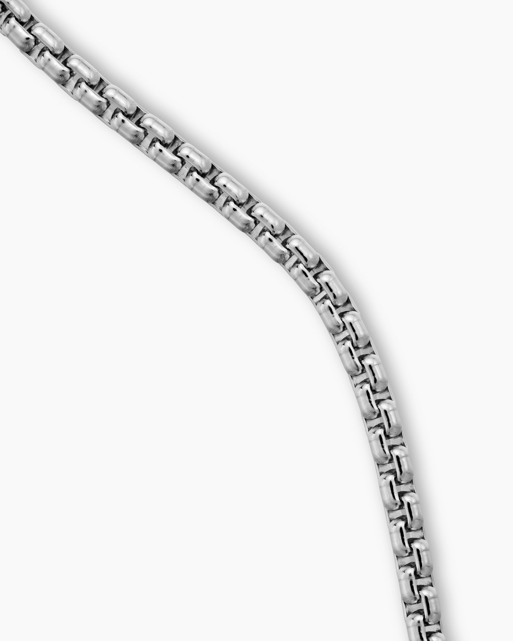Box Chain Necklace in 18K White Gold, 1.7mm - Image 3