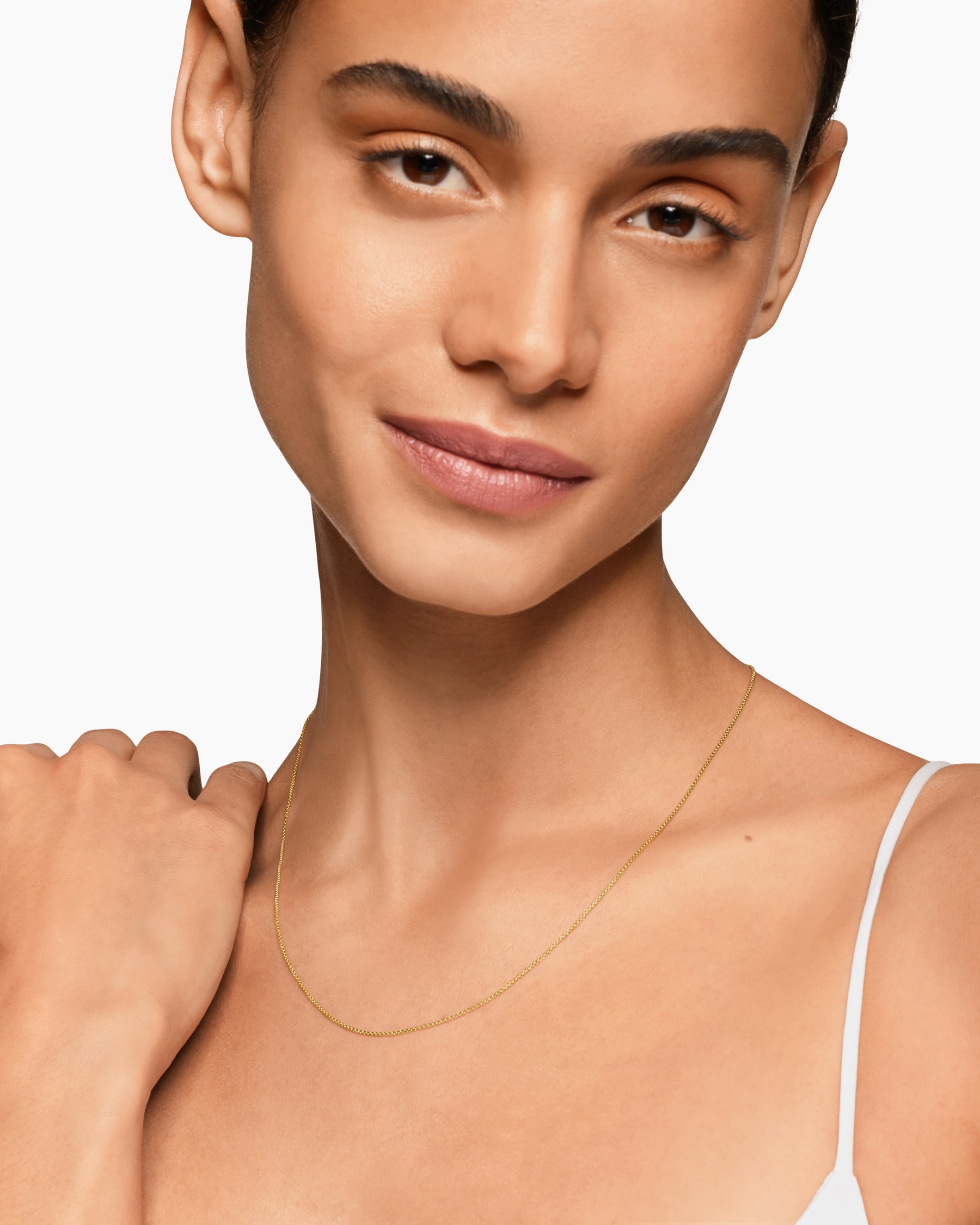 Alternative view of Box Chain Necklace in 18K Yellow Gold, 1mm