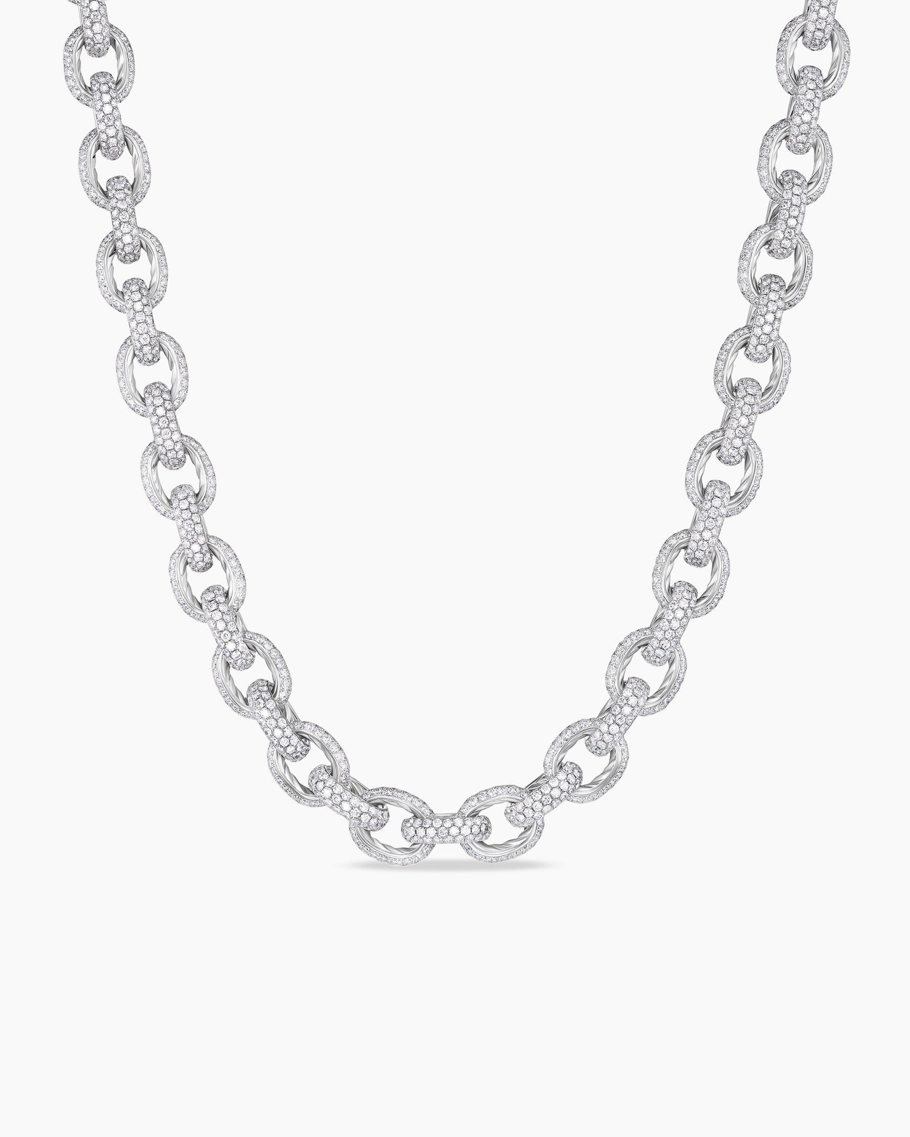 Pavé Oval Link Necklace in White Gold with Diamonds