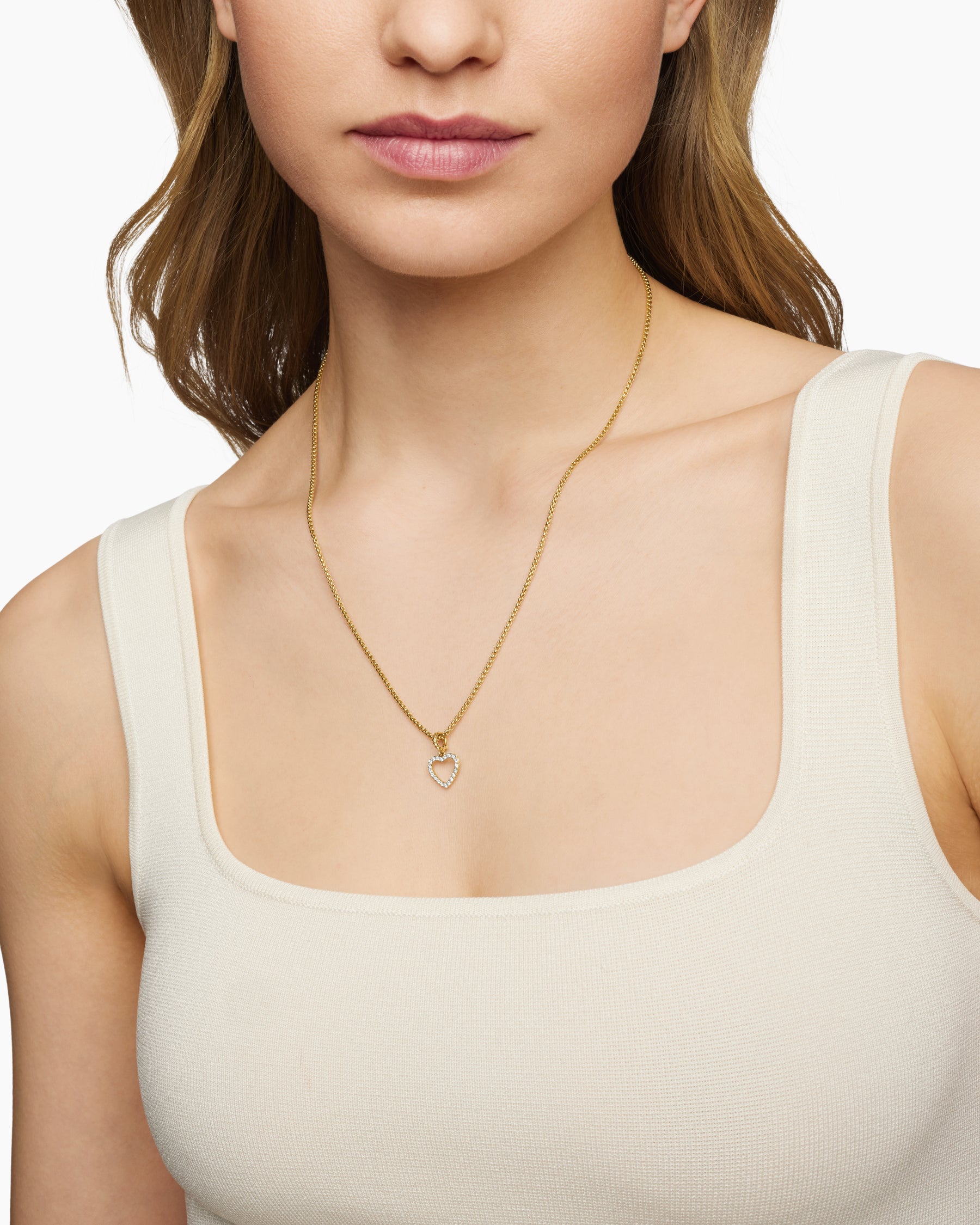Heart Amulet in 18K Yellow Gold with Diamonds, 11mm - Image 7