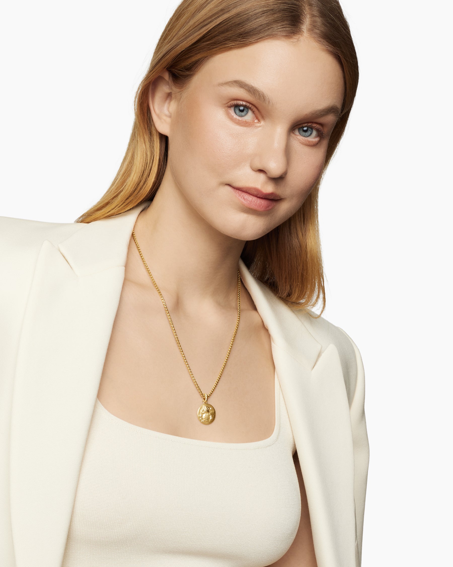 Alternative view of Aries Amulet in 18K Yellow Gold with Diamonds, 19mm