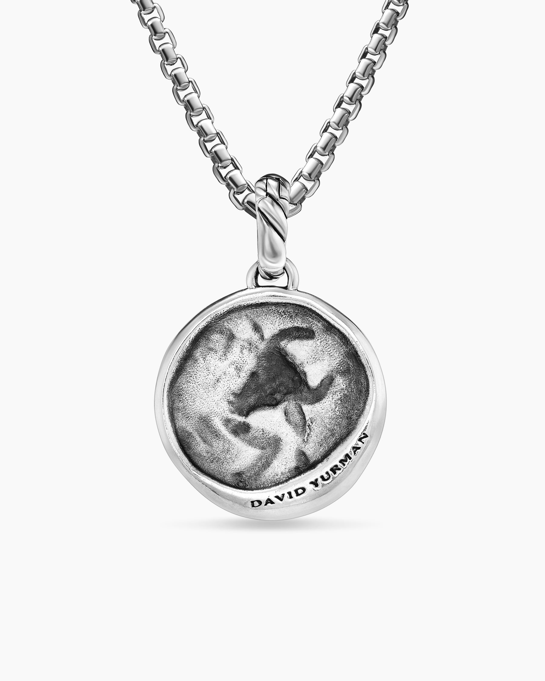 Taurus Amulet in Sterling Silver with 18K Yellow Gold and Diamonds, 19mm - Image 4
