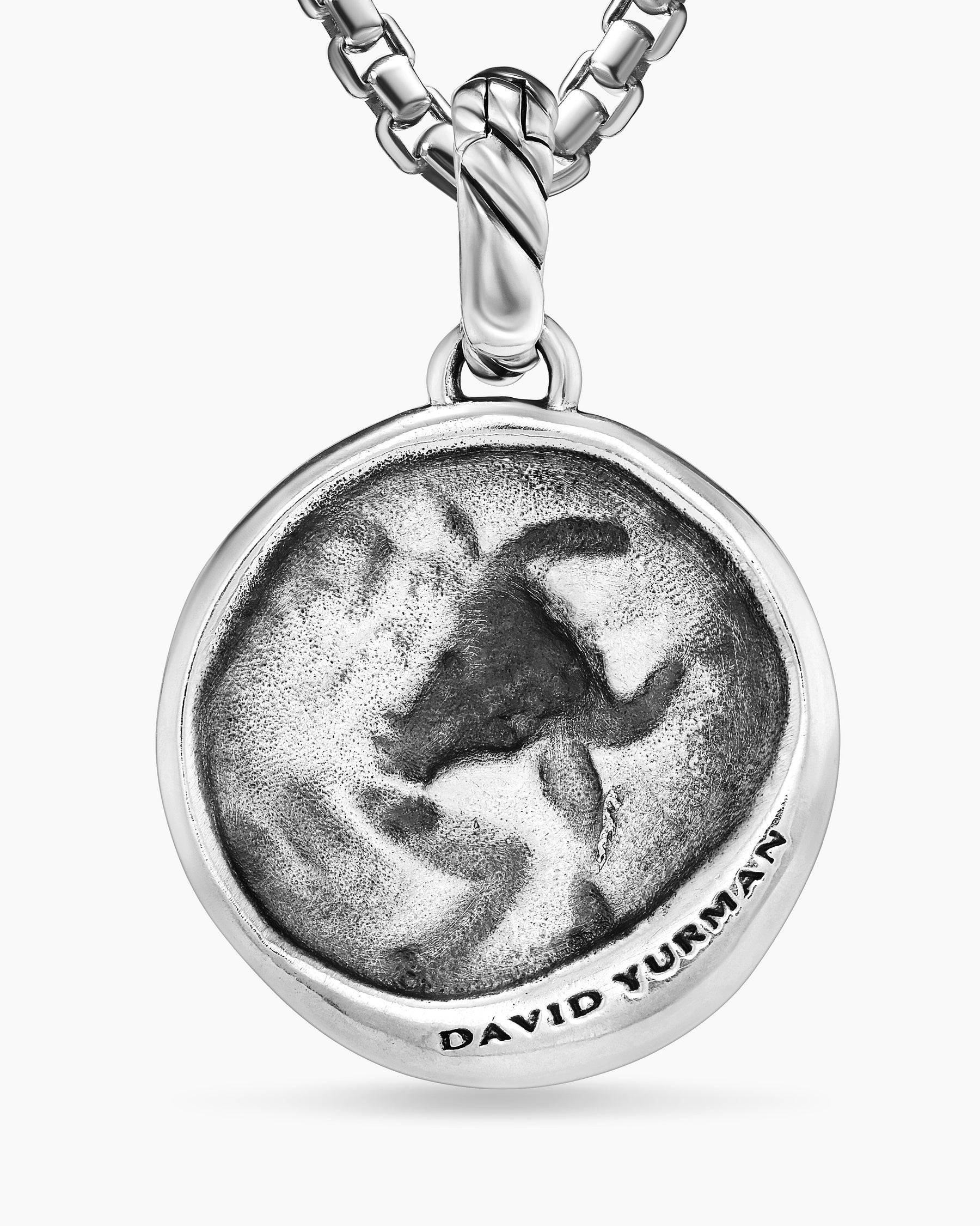 Taurus Amulet in Sterling Silver with 18K Yellow Gold and Diamonds, 19mm - Image 6