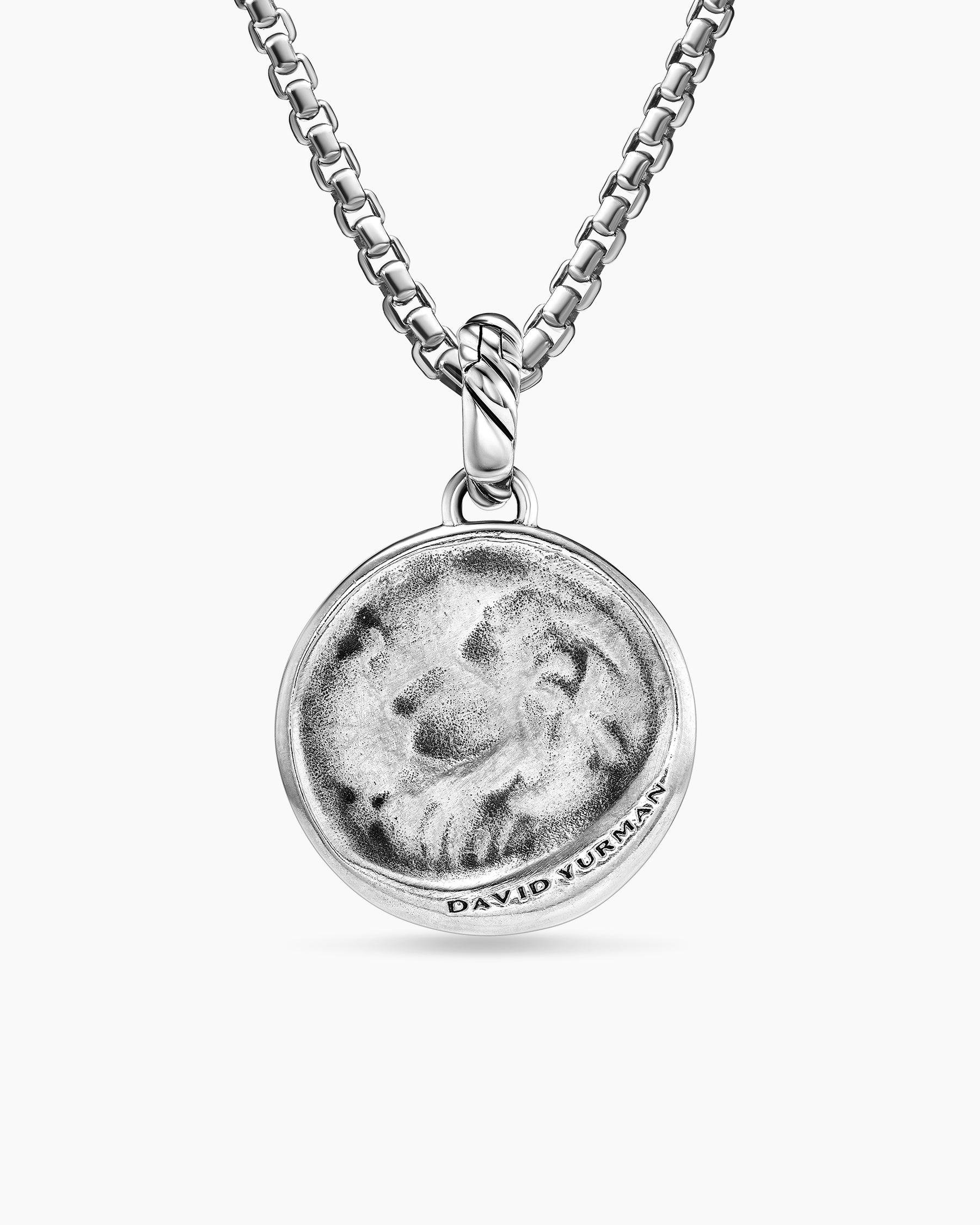 Leo Amulet in Sterling Silver with 18K Yellow Gold and Diamonds, 19mm - Image 4